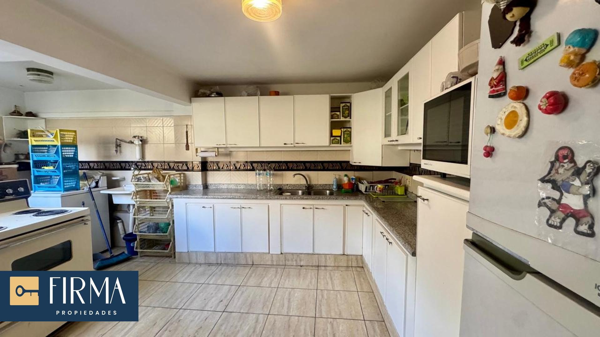 Casa en VentaCASA EN VENTA, ACHUMANI BAJO CALLE 17 4 dormitorios 4 baños 2 parqueos Foto 9