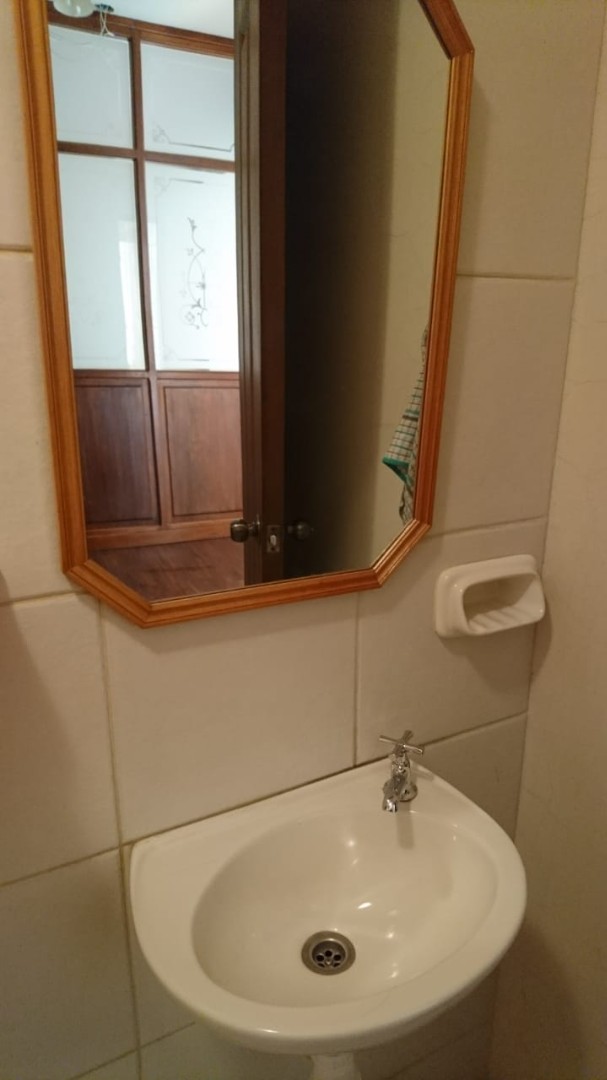 Oficina en AnticréticoCalle mercado, esquina Socabaya  1 dormitorios 1 baños  Foto 3