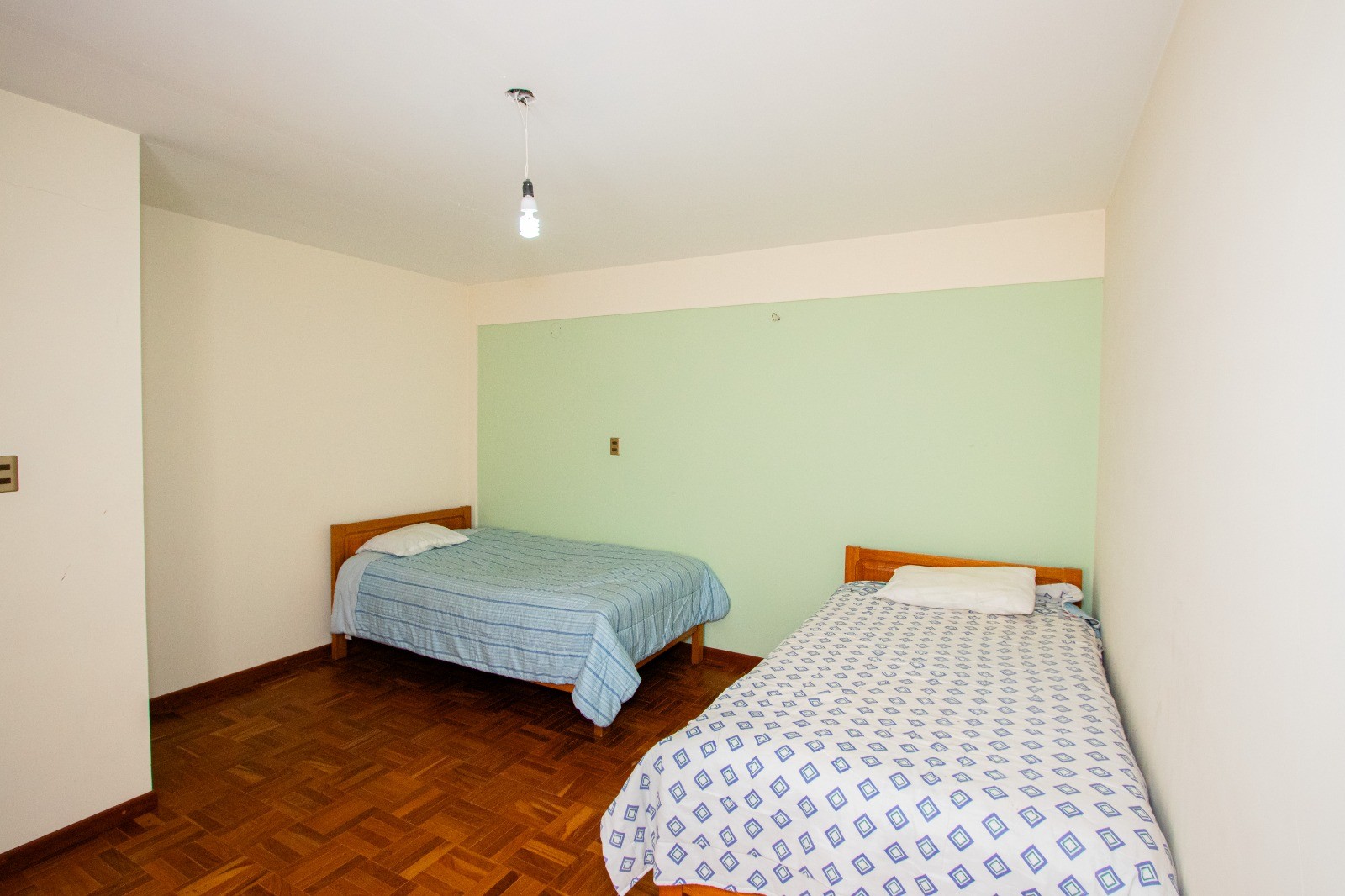 Casa en VentaAv. República - Y Av. 6 de agosto Sur 3 dormitorios 2 baños 2 parqueos Foto 27