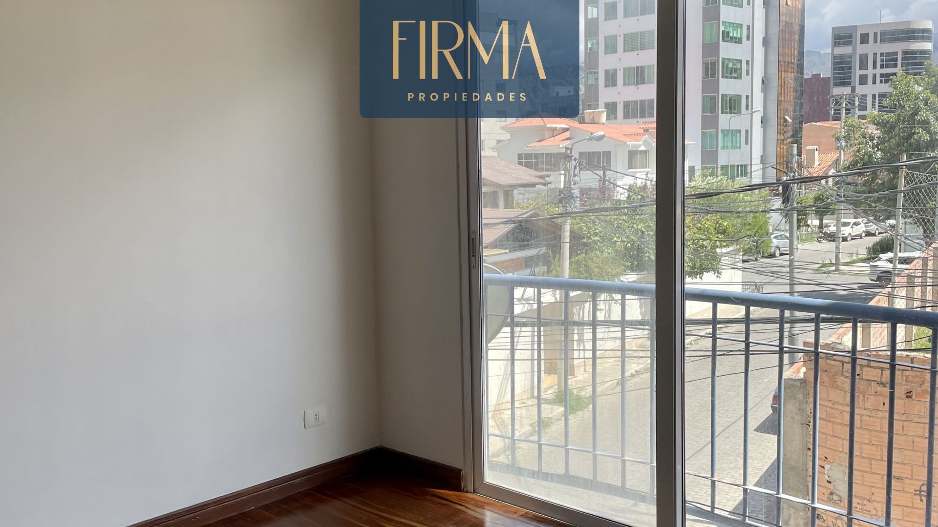 Departamento en AlquilerDEPARTAMENTO EN ALQUILER, SAN MIGUEL 2 dormitorios 3 baños 1 parqueos Foto 3