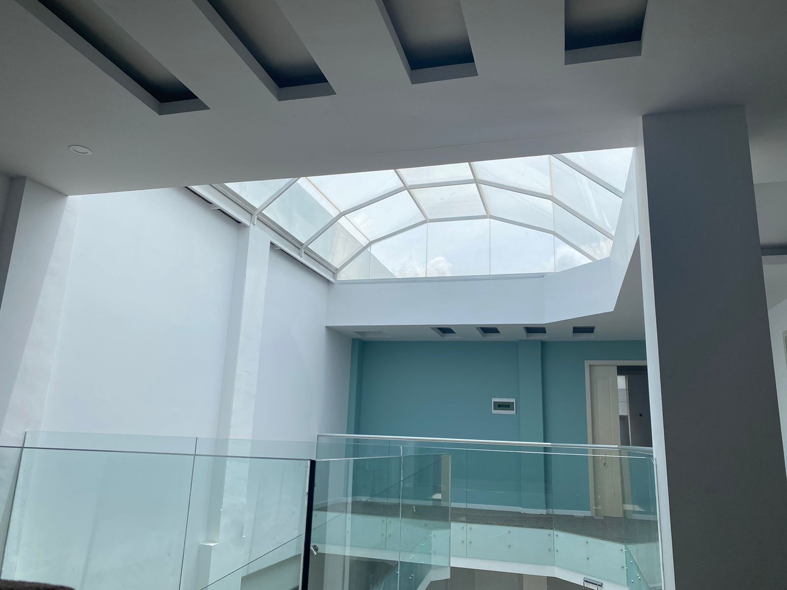 Casa en VentaBELLA CASA EN VENTA  4 dormitorios 3 baños 3 parqueos Foto 20