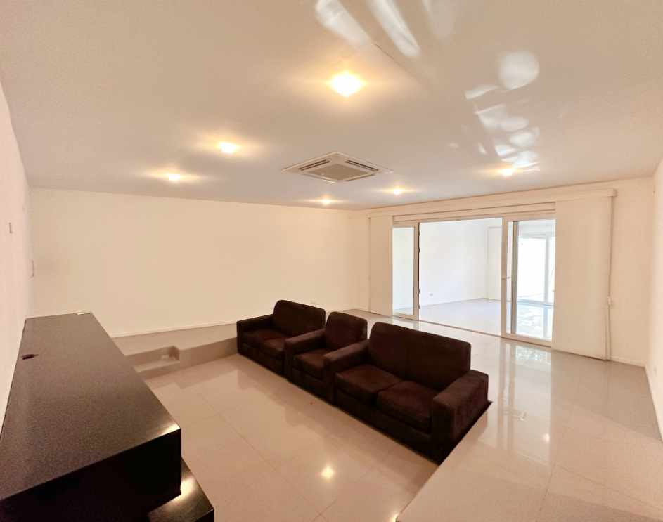 Casa 6to Anillo, Zona Norte, Urbanización Ciudad Jardín, calle Los Tulipanes Foto 14