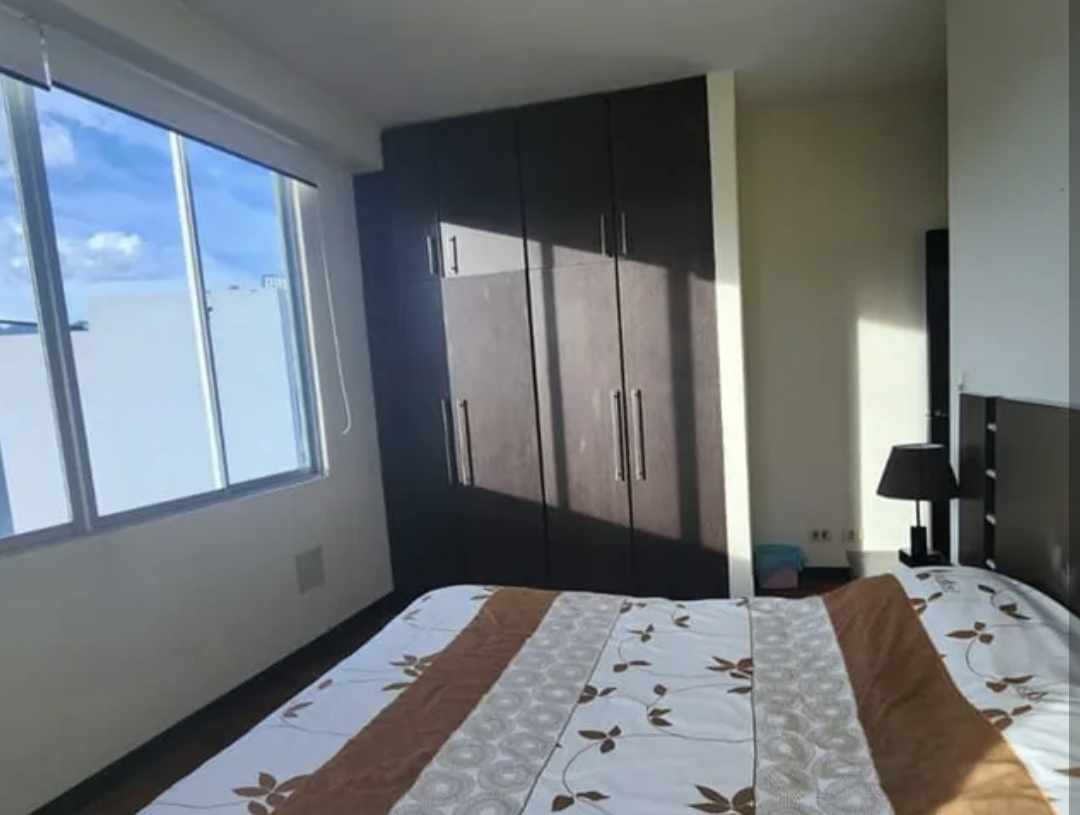 Departamento en AlquilerMontenegro 970 3 dormitorios 3 baños 1 parqueos Foto 1