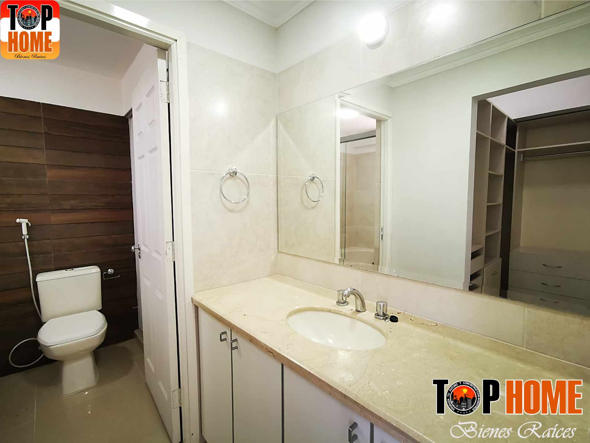 Departamento en Entre 4to y 5to anillo Norte en Santa Cruz de la Sierra 3 dormitorios 3 baños 2 parqueos Foto 6