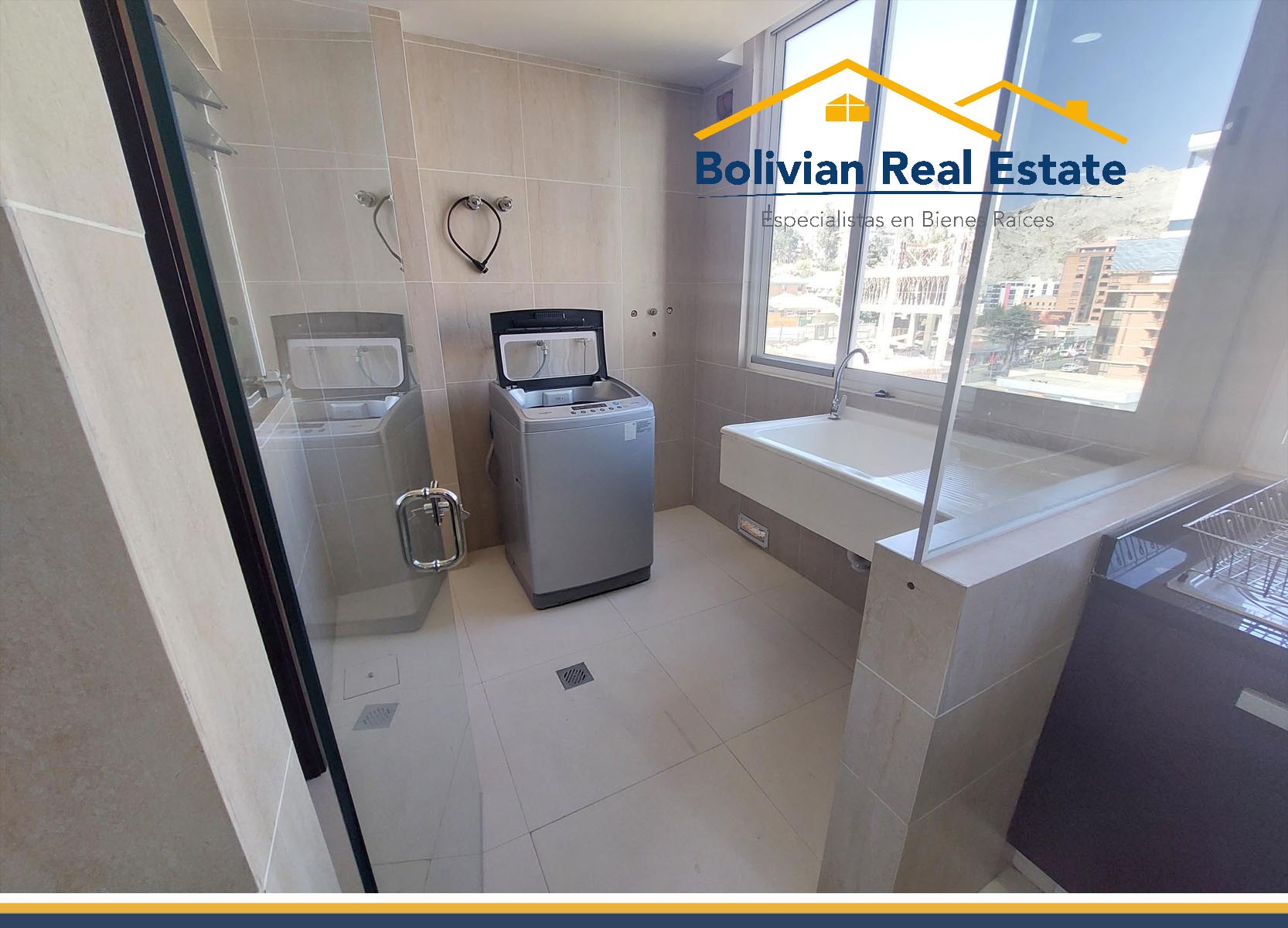 Departamento en Calacoto en La Paz 3 dormitorios 3 baños 1 parqueos Foto 7