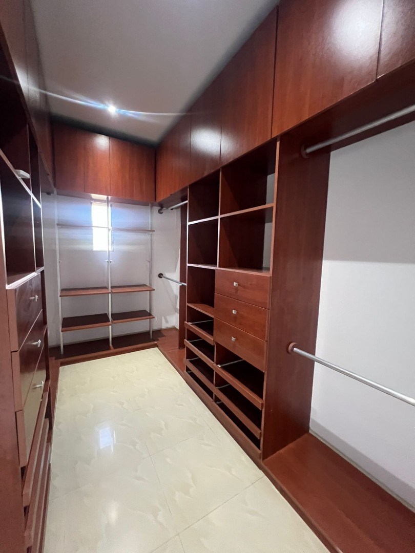 En Alquiler a Bs 15,000 Foto 8