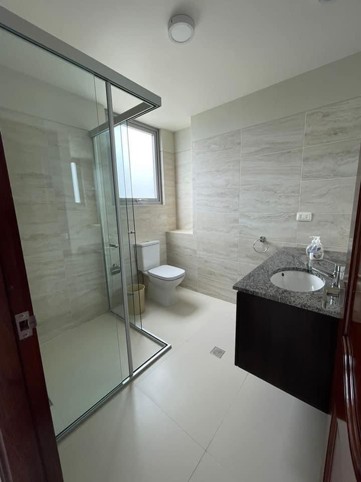 En Alquiler a $us 1,500 Foto 7