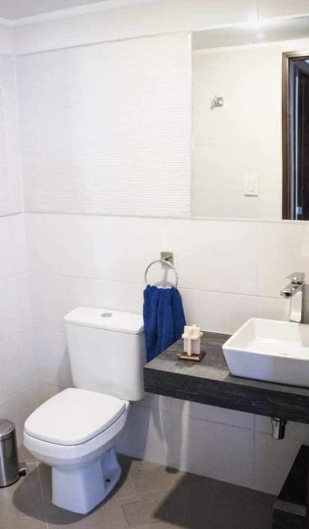 Departamento Achumani a 5 minutos de la calle 29 Foto 2