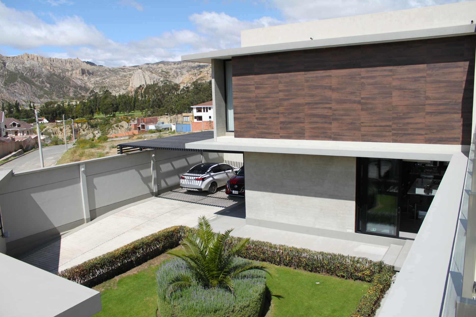 Casa en Mallasilla en La Paz 3 dormitorios 7 baños 6 parqueos Foto 32