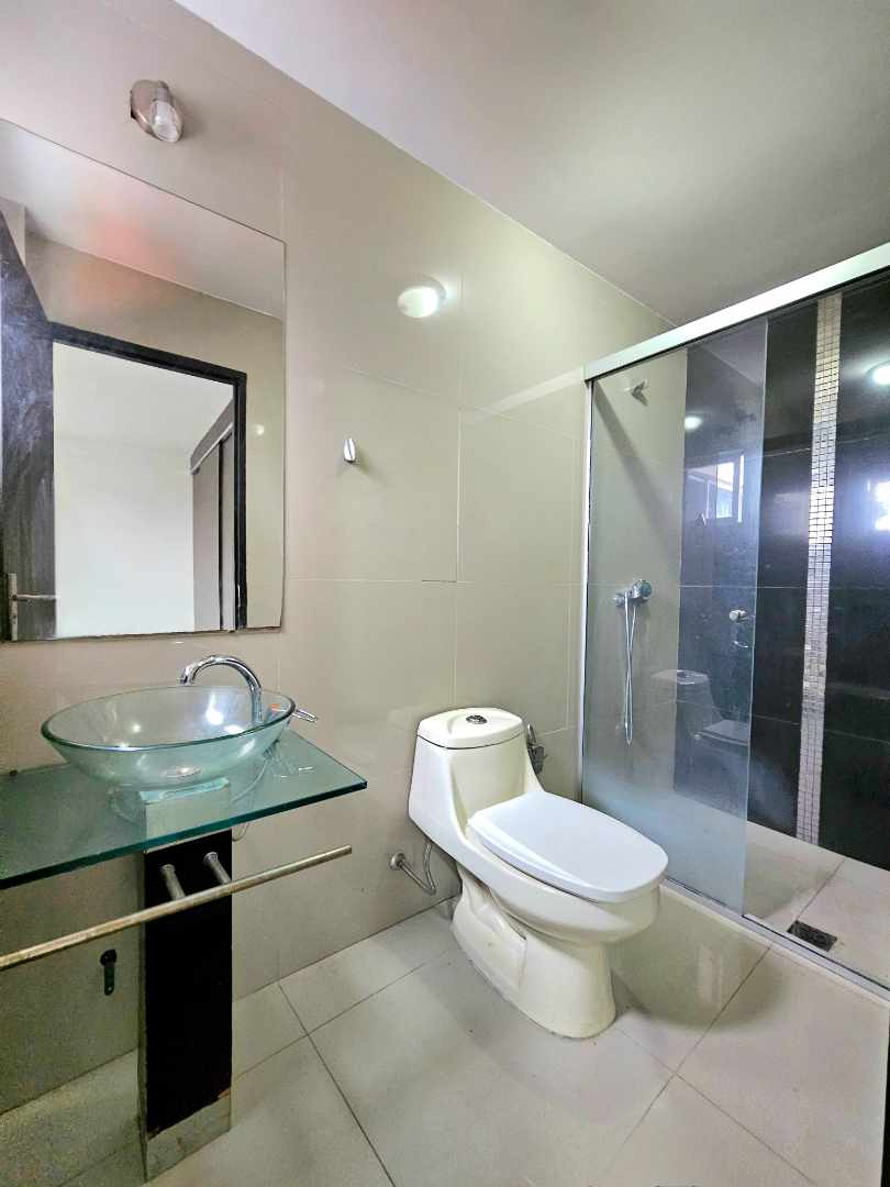 Departamento Av. Busch 3er anillo- DPTO DE 2  DORMITORIOS  Foto 4
