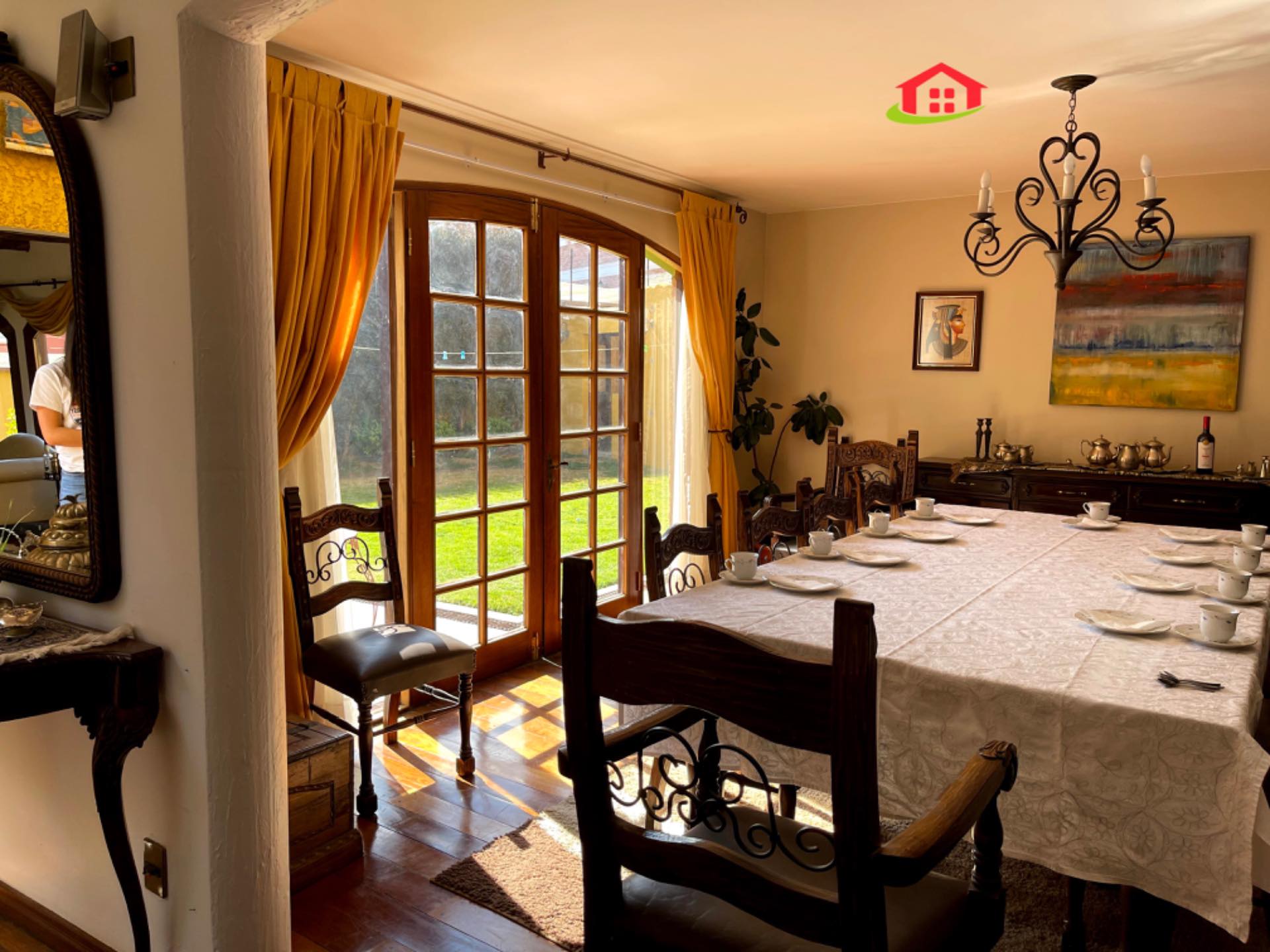 Casa en AlquilerAchumani calle 38 5 dormitorios 6 baños 3 parqueos Foto 12