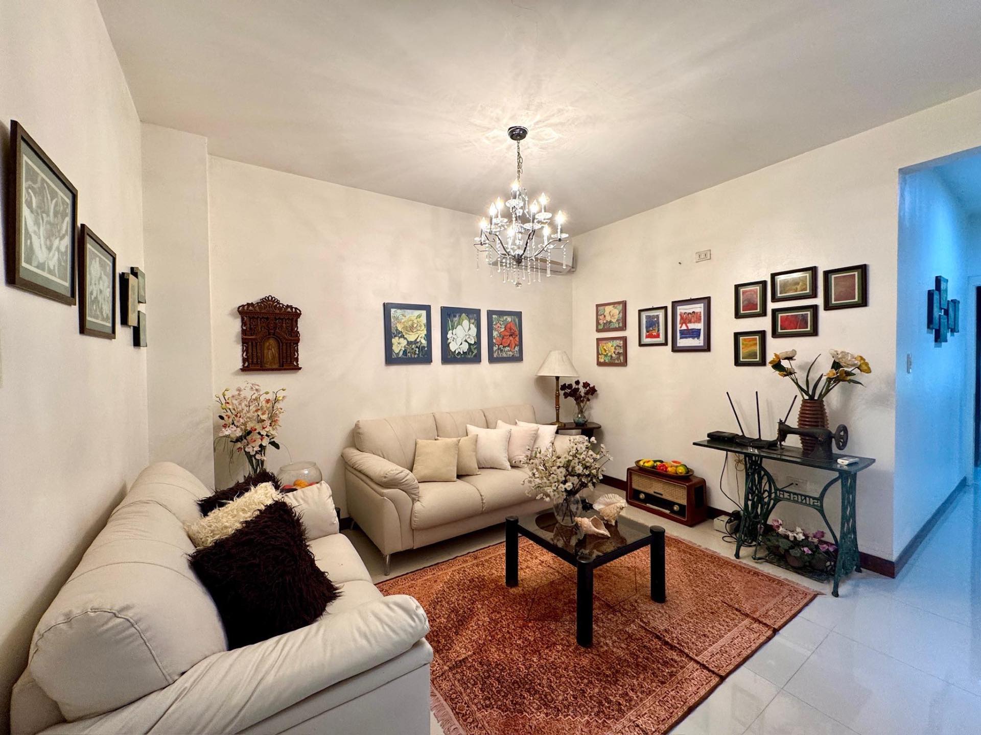 Casa en Entre 4to y 5to anillo Oeste en Santa Cruz de la Sierra 3 dormitorios 4 baños 3 parqueos Foto 5