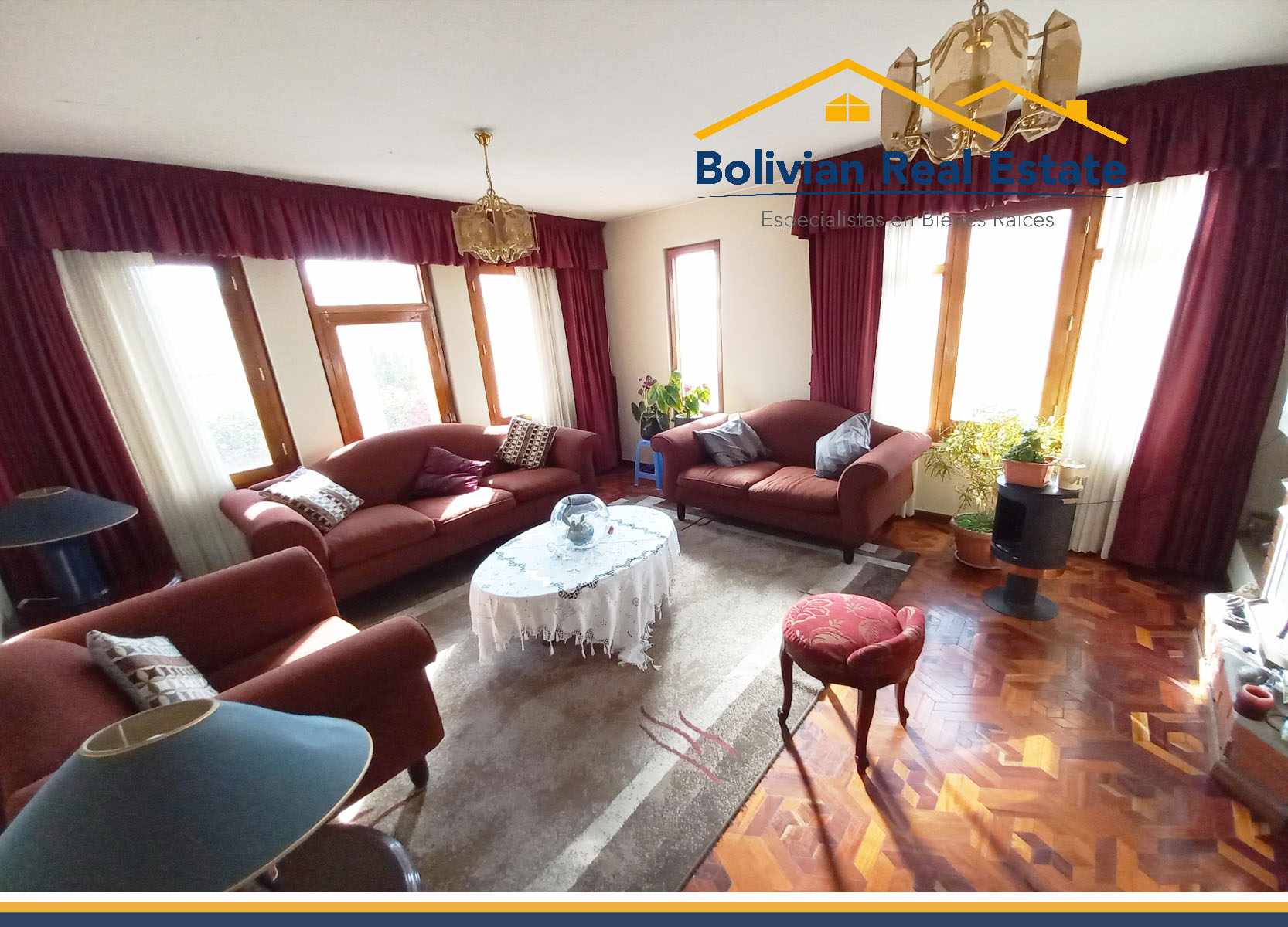 Casa en Achumani en La Paz 7 dormitorios 4 baños 5 parqueos Foto 8