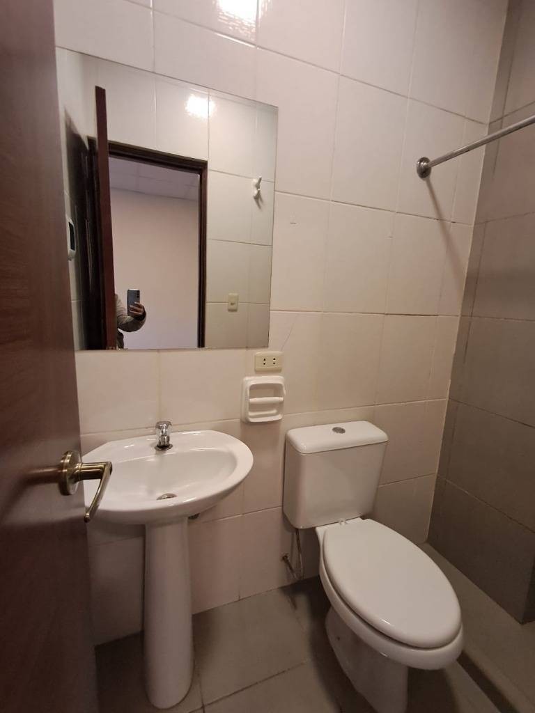 Departamento en AlquilerAUQUISAMAÑA Foto 9