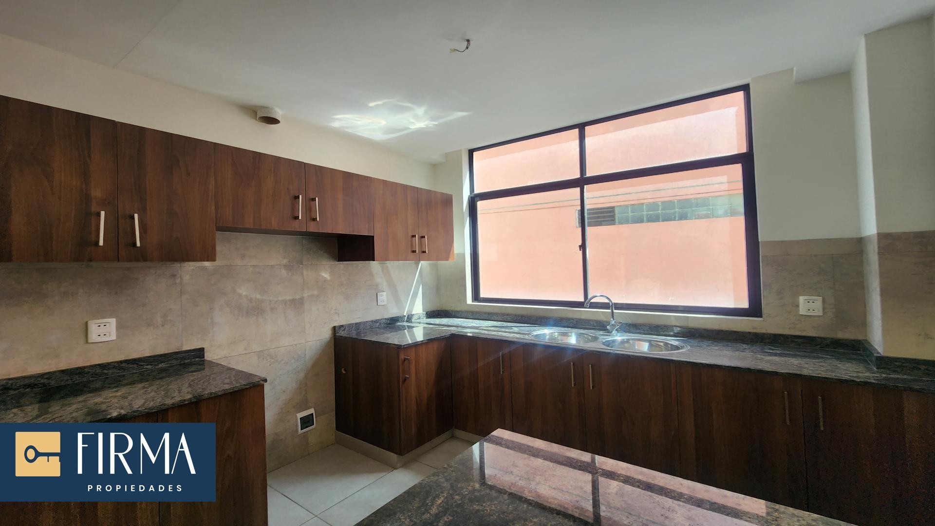 Departamento en VentaDEPARTAMENTO EN VENTA CON BALCON EN ACHUMANI Foto 9