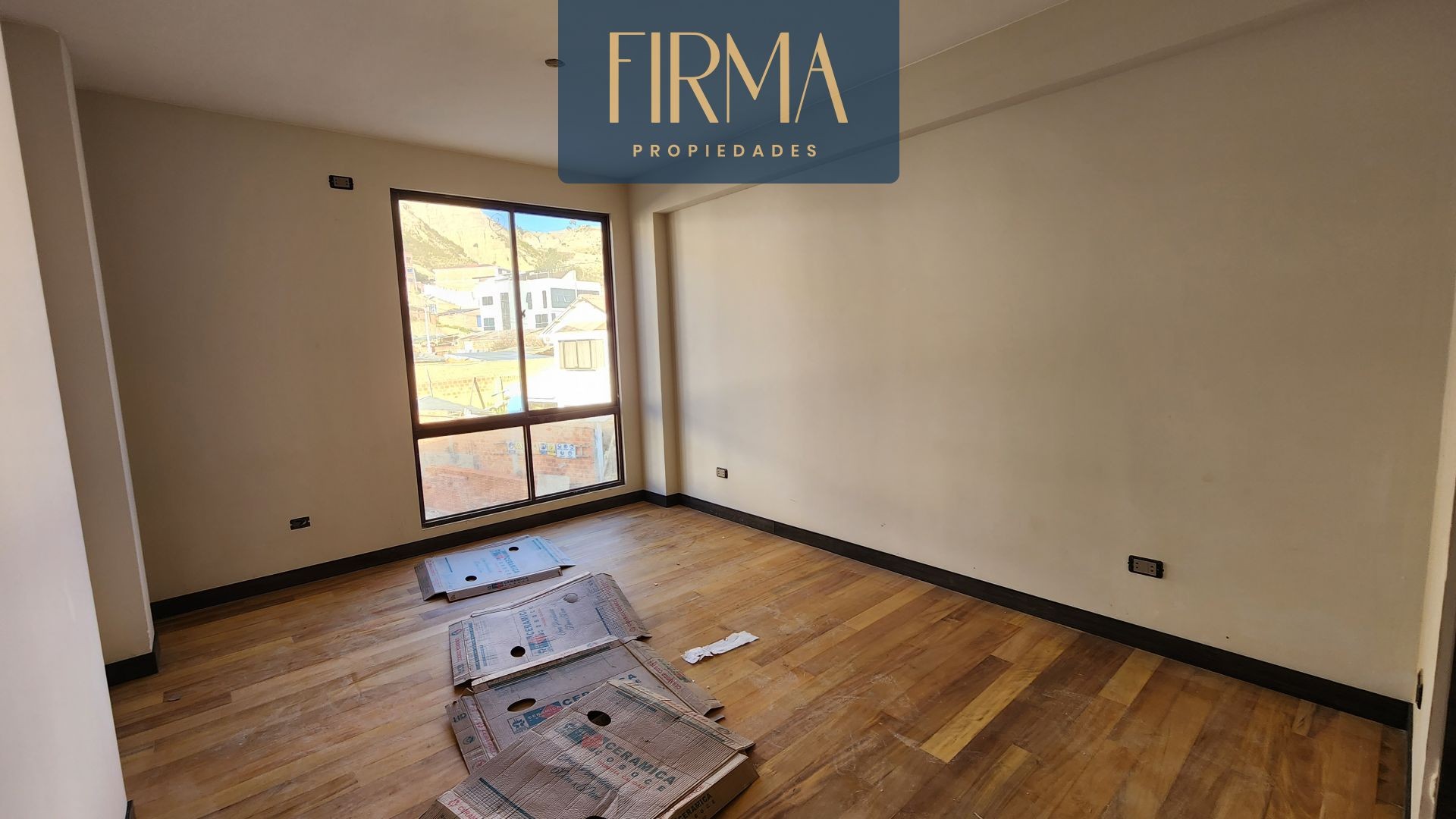 Casa en Achumani en La Paz 4 dormitorios 5 baños 2 parqueos Foto 17