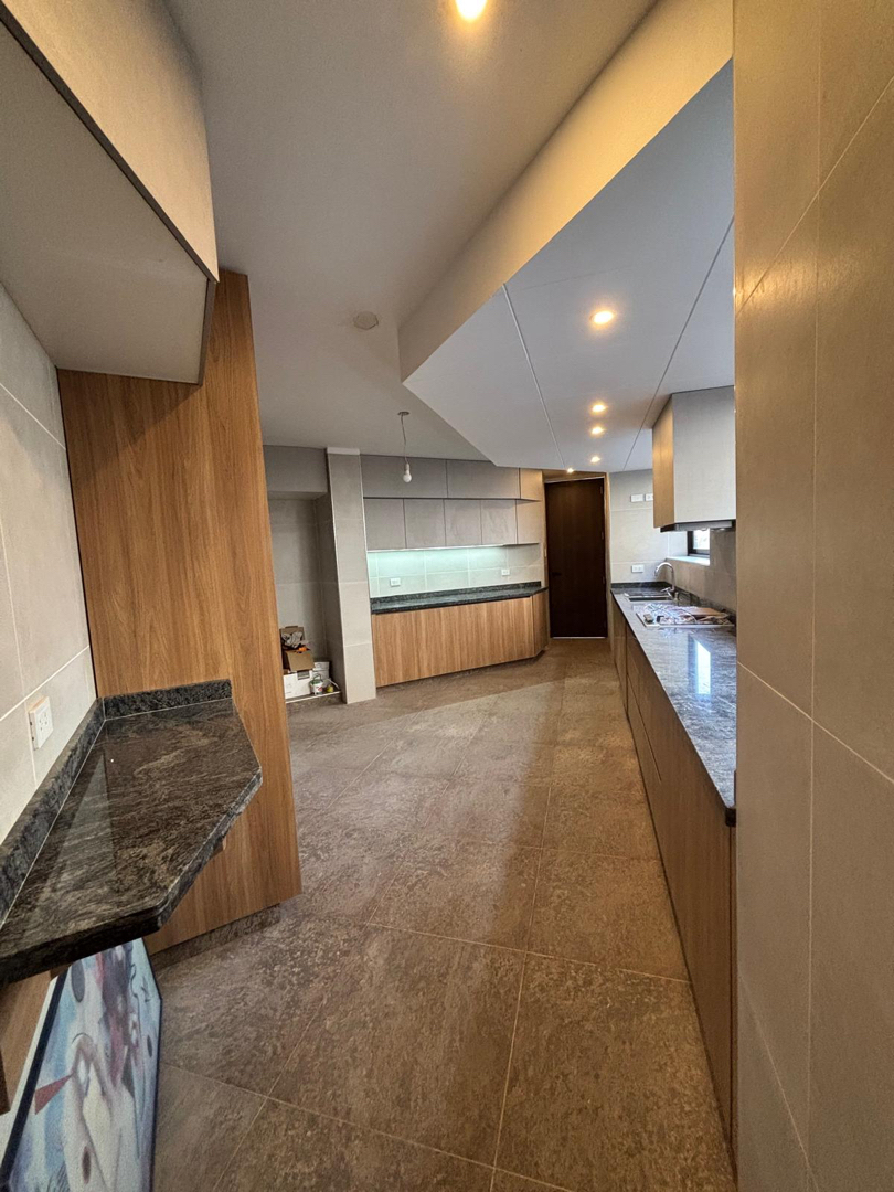 Casa en VentaMonte Aquarium 4 dormitorios 4 baños 2 parqueos Foto 5