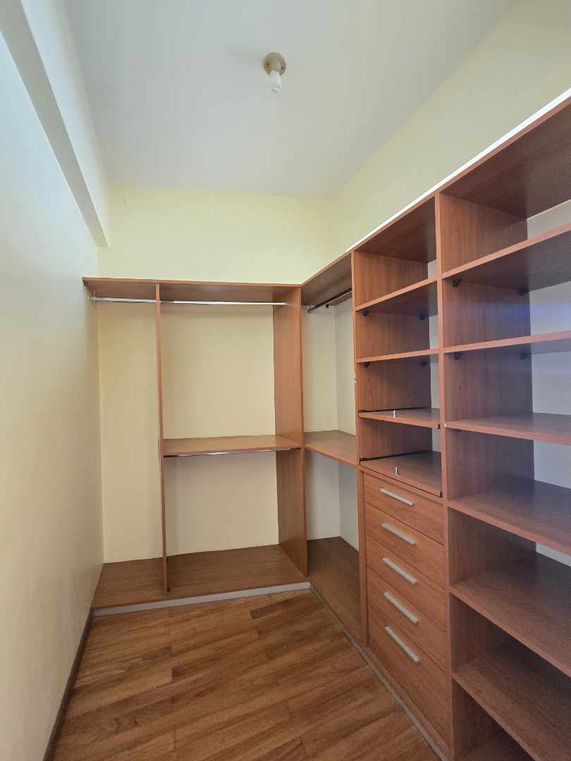 En Alquiler a Bs 3,500 Foto 3