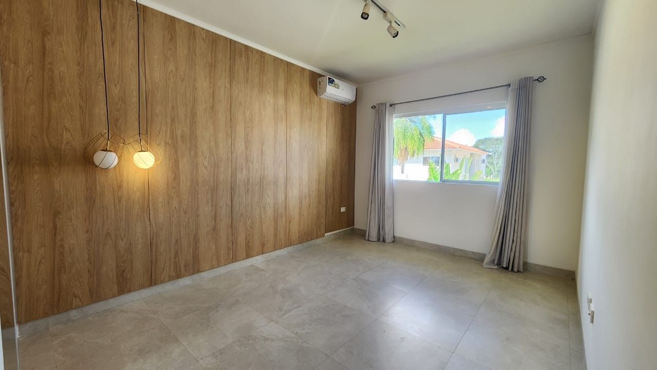 Departamento CASA EN VENTA EN BOSQUES DE LA COLINA Foto 12