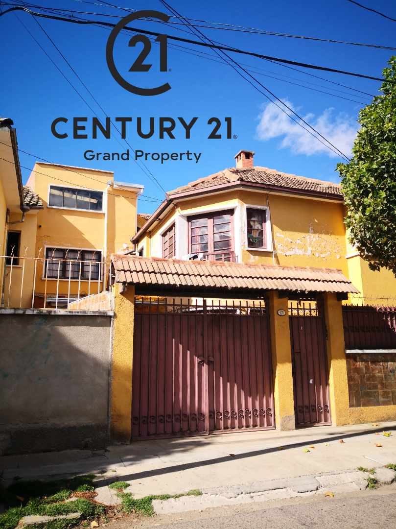 Casa Miraflores, Calle Claudio Sanjinés Foto 9