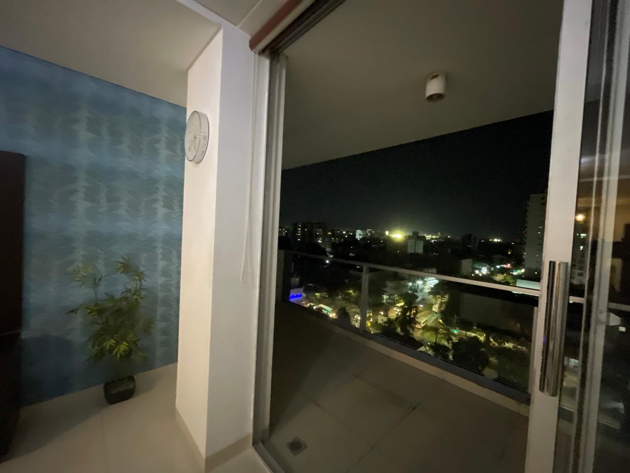 Departamento en AlquilerCalle Cochabamba, casi esquina Irala 2 dormitorios 3 baños 1 parqueos Foto 15