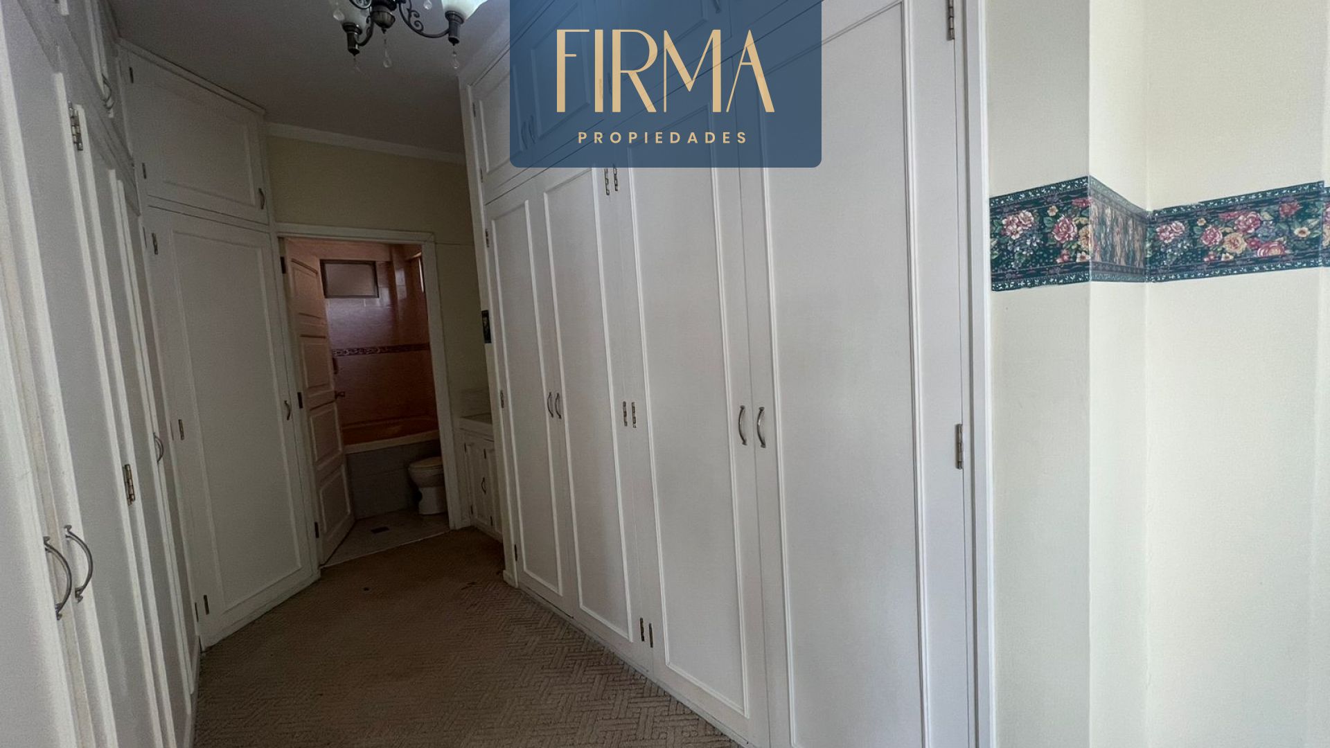 Departamento en AnticréticoDEPARTAMENTO DUPLEX EN ANTICRETICO EN COTA COTA 4 dormitorios 5 baños 1 parqueos Foto 13