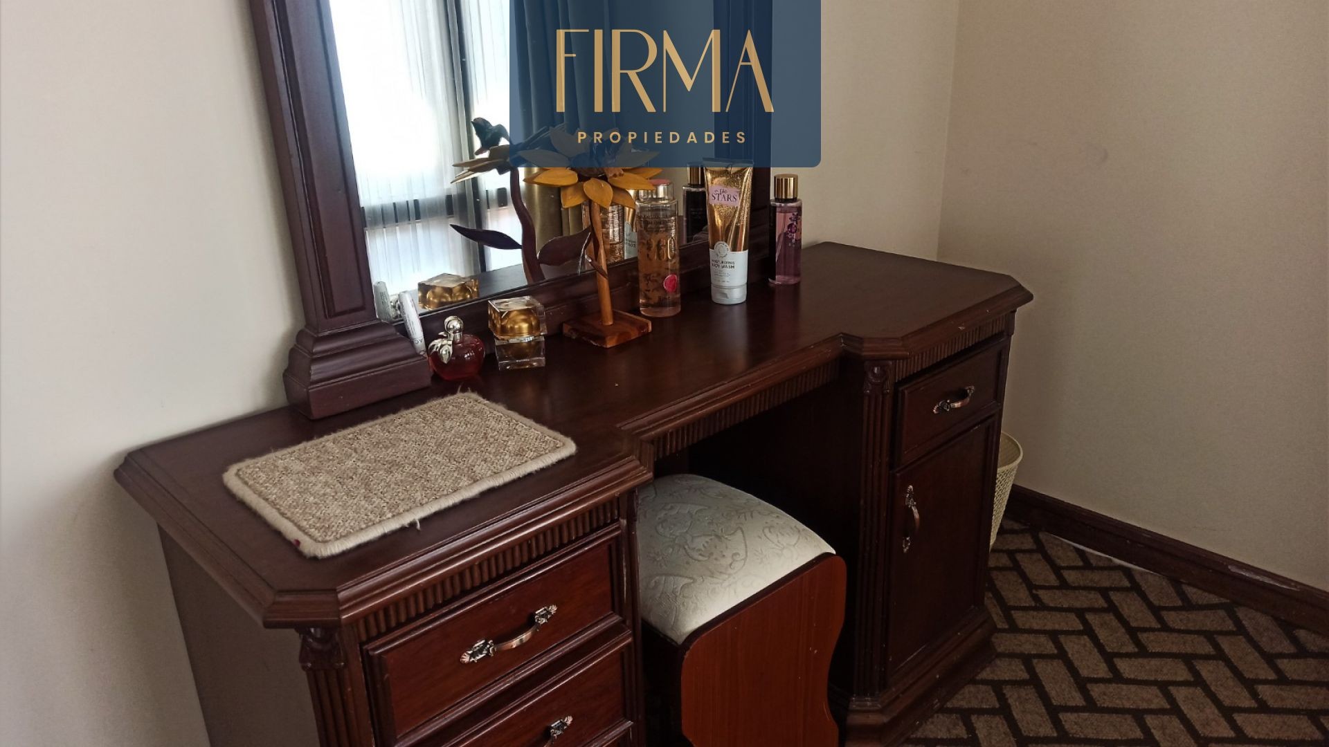 Casa en Calacoto en La Paz 4 dormitorios 5 baños 3 parqueos Foto 12