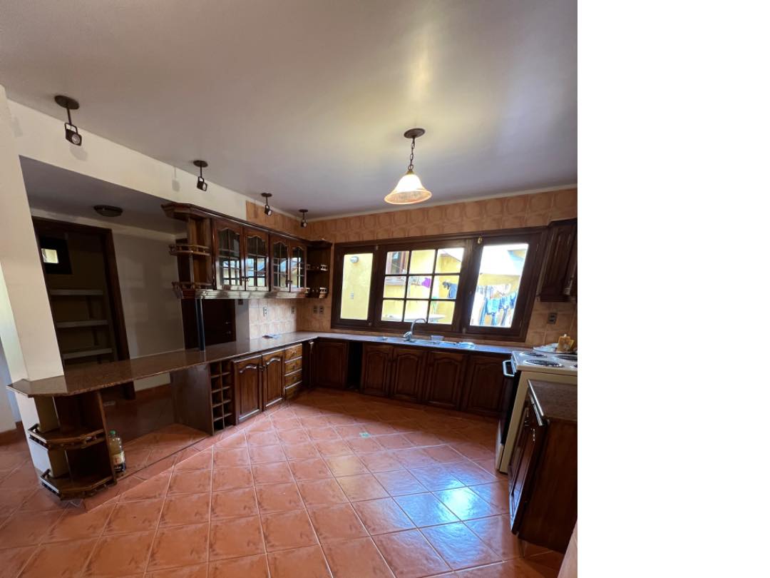 Casa en Achumani en La Paz 5 dormitorios 5 baños 2 parqueos Foto 19