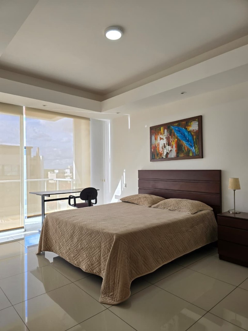 Departamento en AlquilerZONA EQUIPETROL SIRARI DEPARTAMENTO  Foto 2