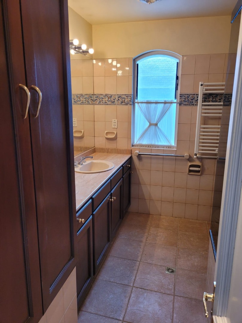 En Alquiler a $us 2,100 Foto 17