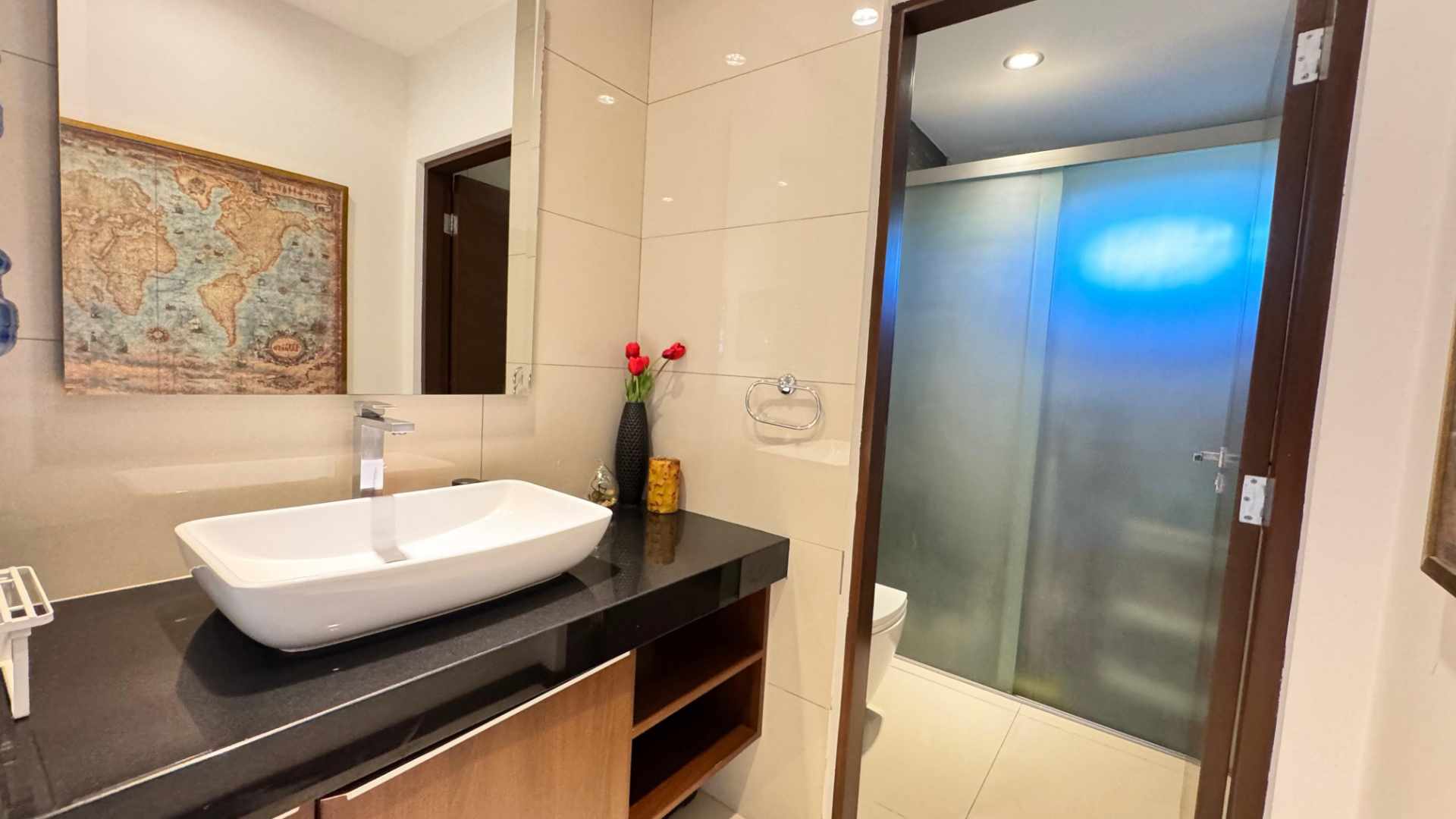 Departamento en Entre 8vo y 9no anillo Norte en Santa Cruz de la Sierra 4 dormitorios 4 baños 2 parqueos Foto 17