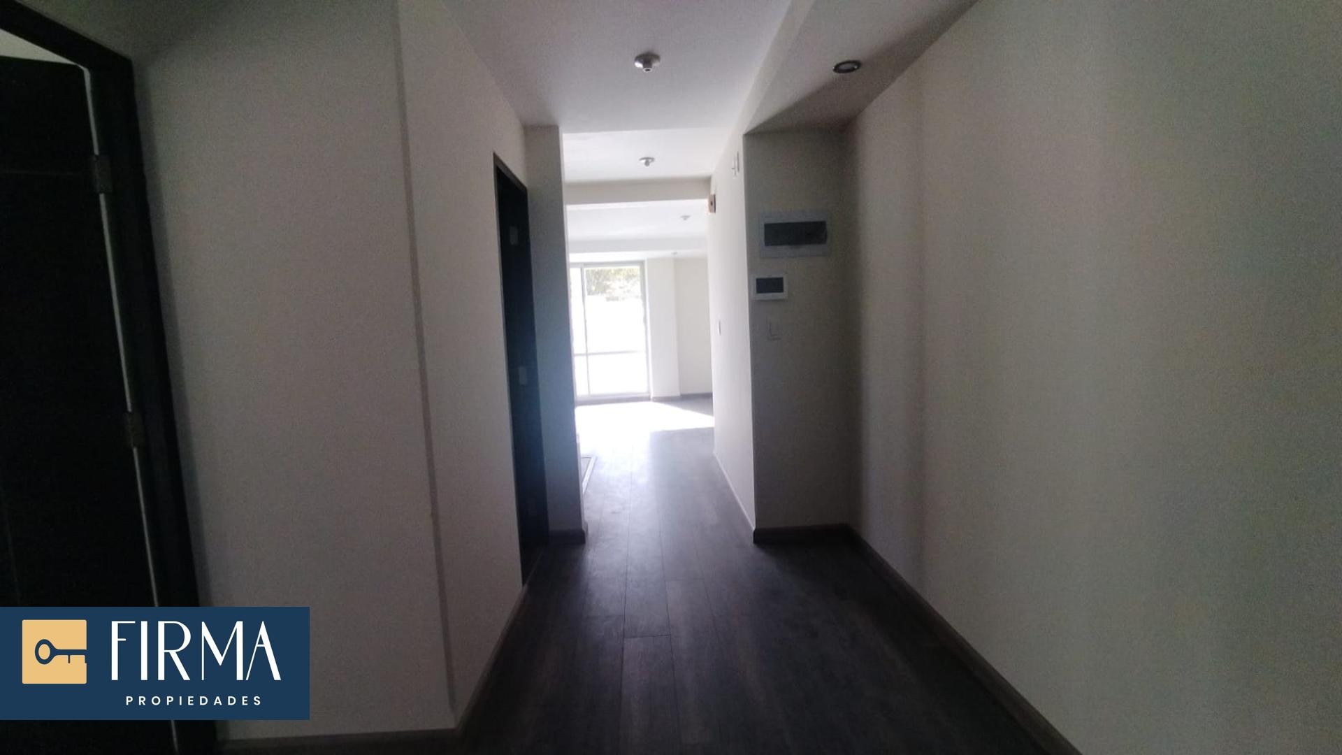 Departamento en VentaDEPARTAMENTO EN VENTA EN ACHUMANI CON TERRAZA PRIVADA 2 dormitorios 2 baños 1 parqueos Foto 8