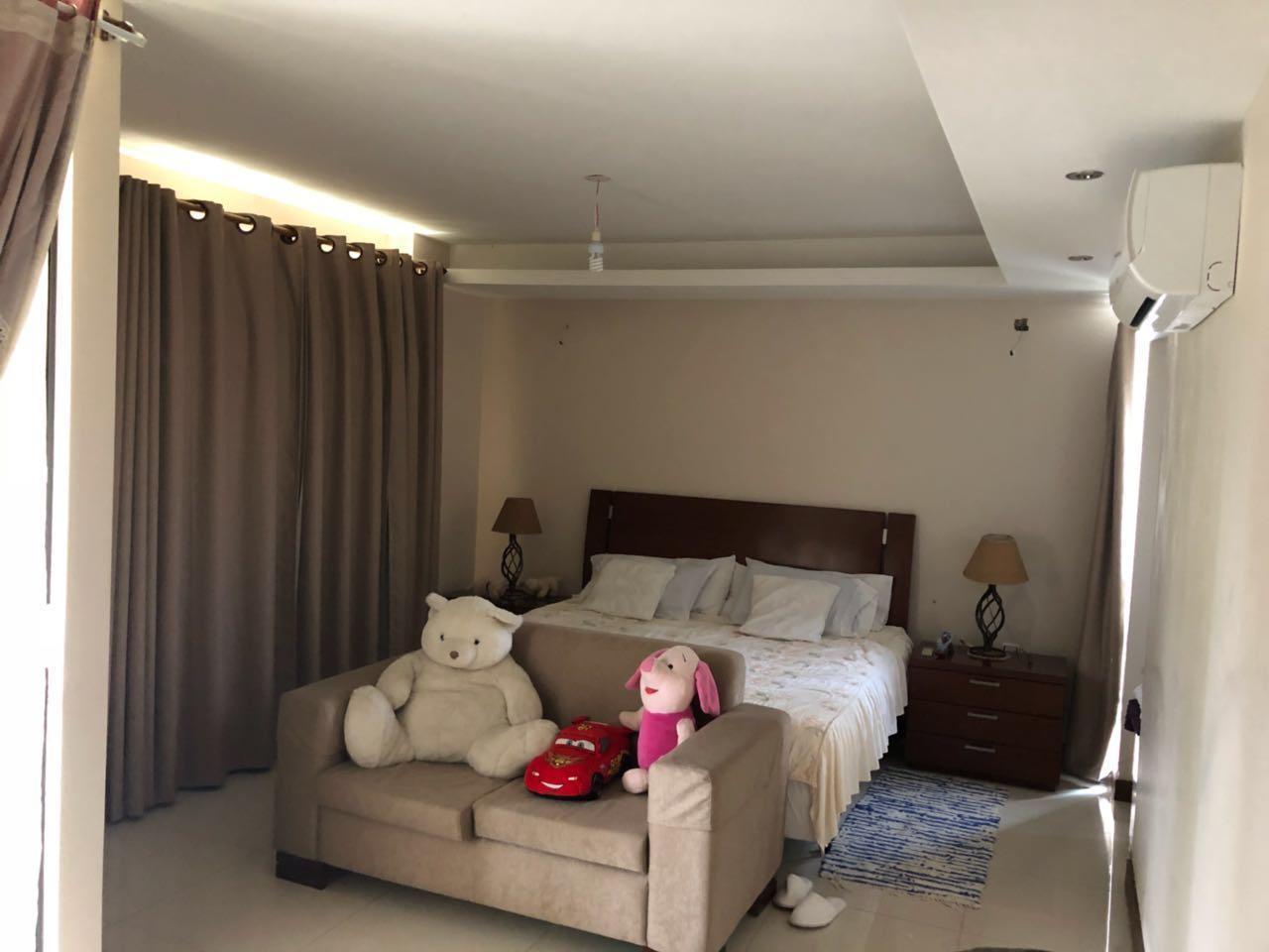 Casa en AlquilerBELLA CASA AMOBLADA EN ALQUILER Foto 6