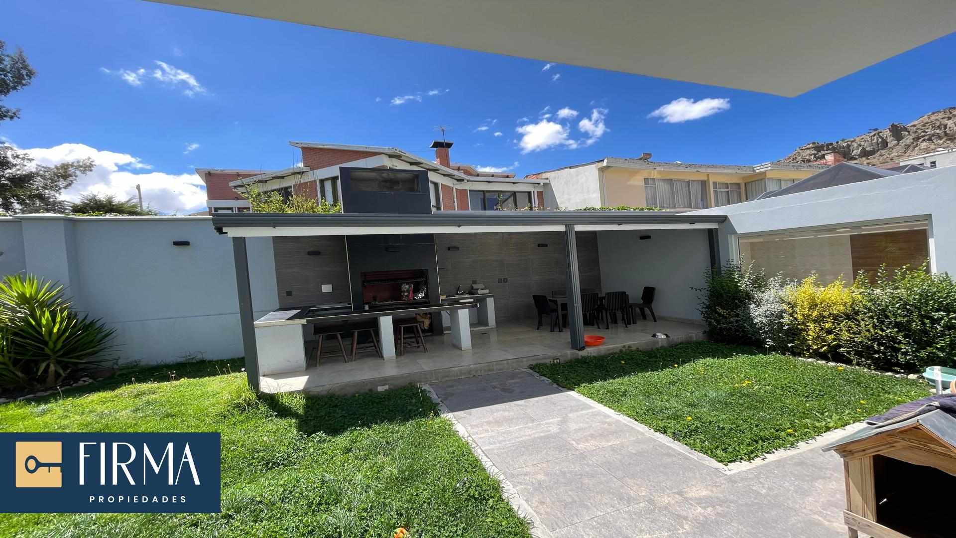 Casa en AlquilerCASA EN ALQUILER AMOBLADA Y EQUIPADA EN CALACOTO 4 dormitorios 5 baños 4 parqueos Foto 7