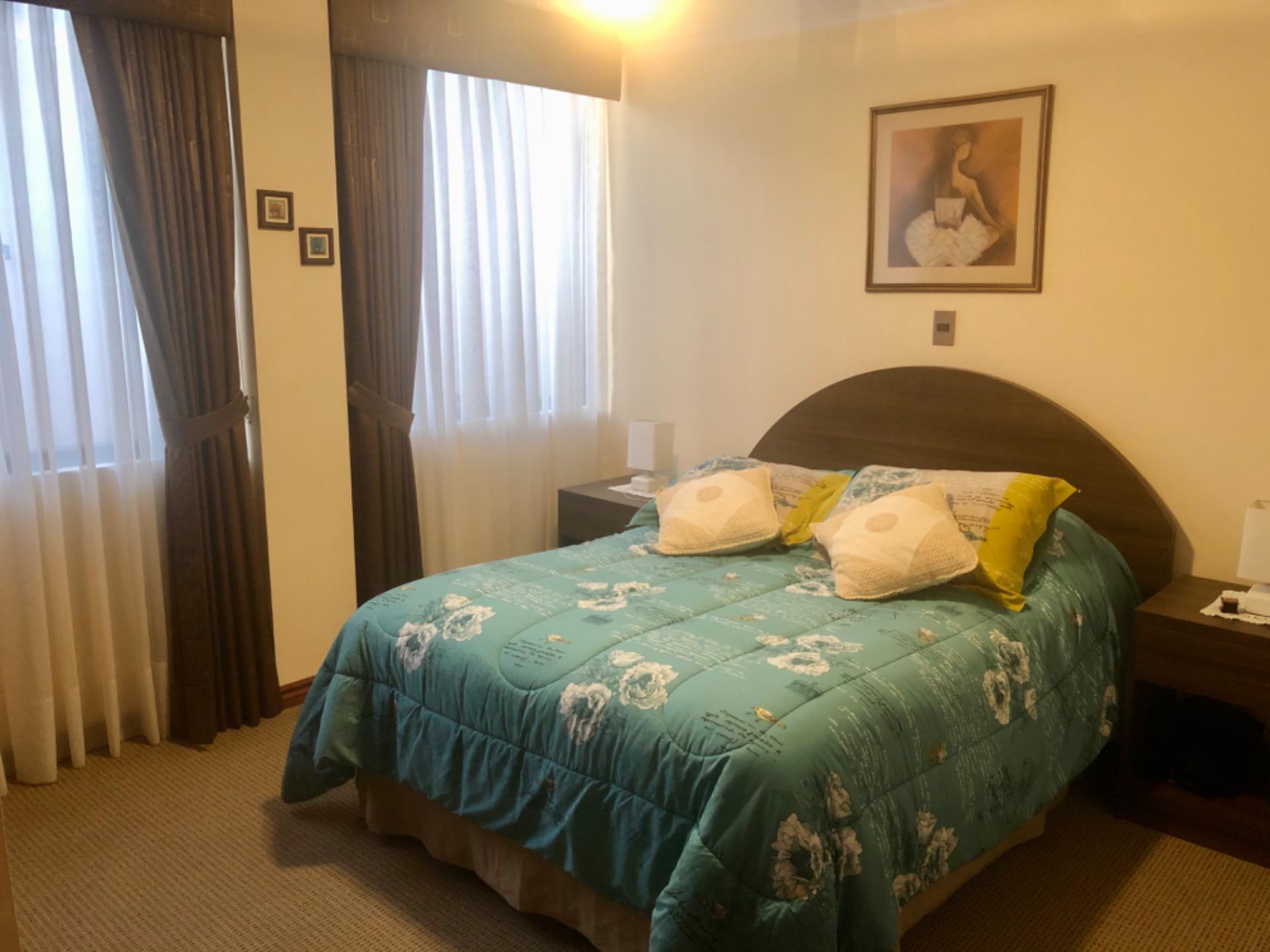 Departamento en VentaAchumani, Av. The Strongest Calle 29 Edif. Las Piedras Foto 12