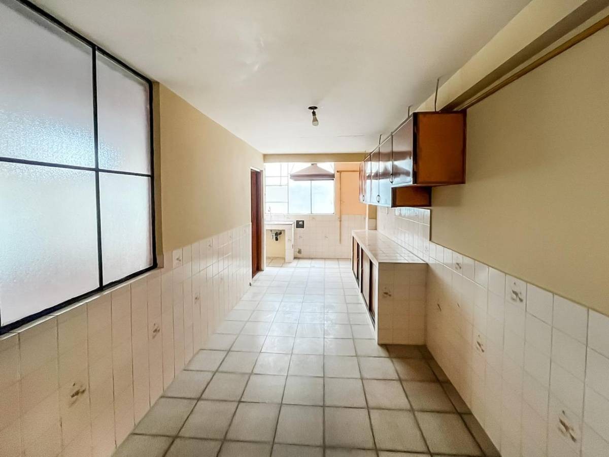 Departamento en Seguencoma en La Paz 3 dormitorios 2 baños 1 parqueos Foto 5