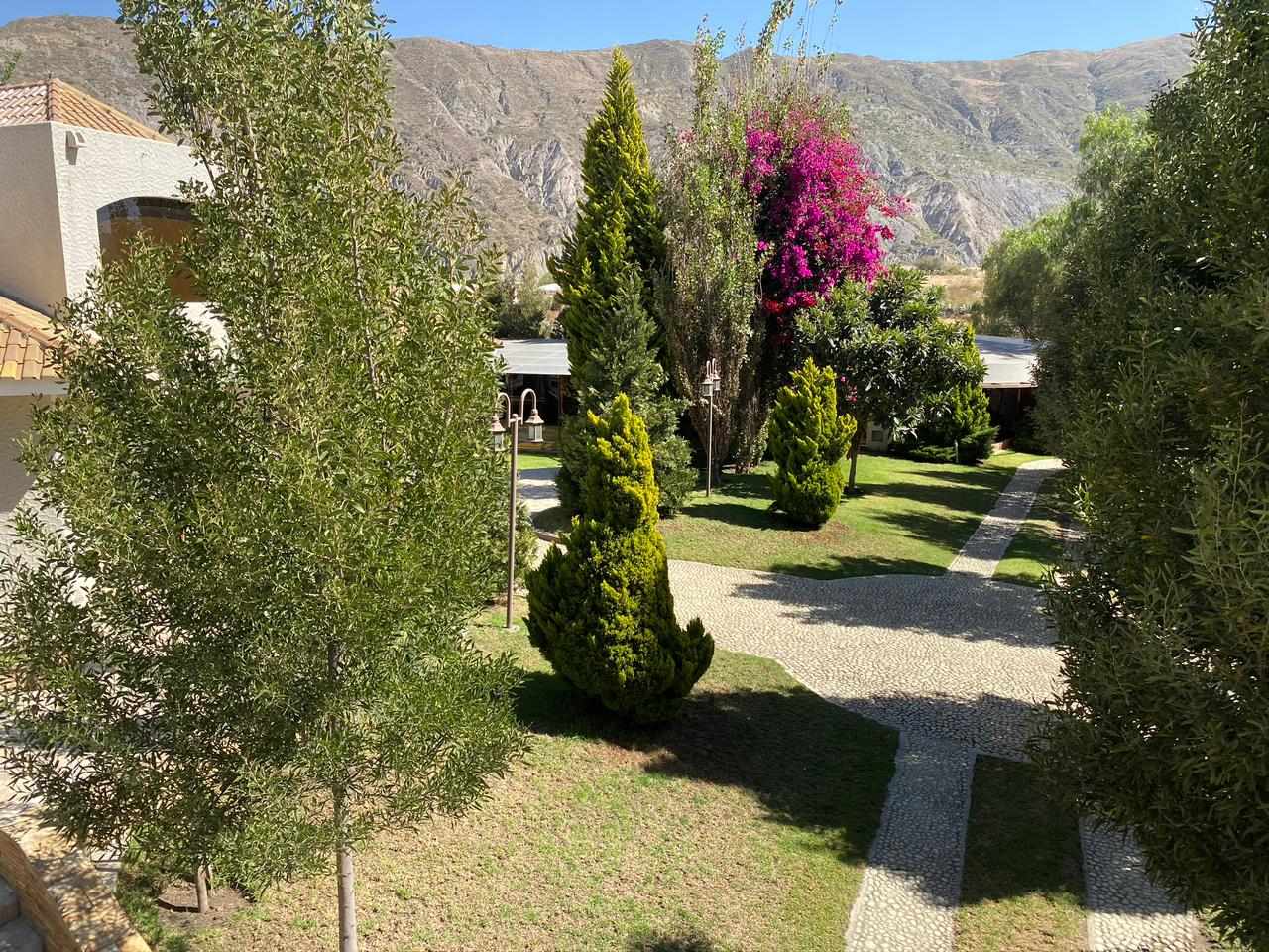 Casa en VentaCarretera La Paz  - Valencia, Urb. Las acacias  Zona Huajchilla. 3 dormitorios 6 baños 6 parqueos Foto 10