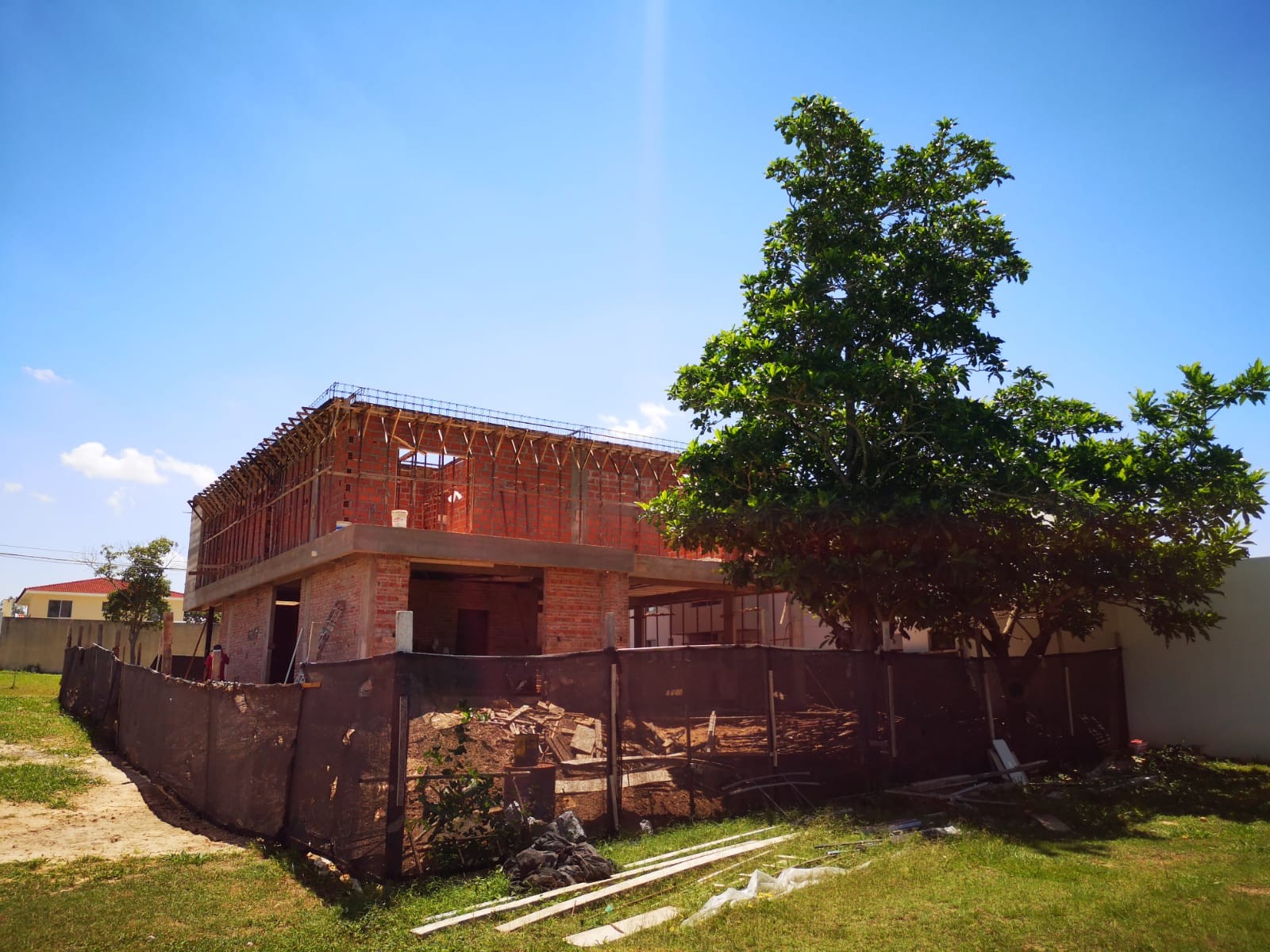 Casa en Urubó en Santa Cruz de la Sierra 4 dormitorios 5 baños 3 parqueos Foto 9