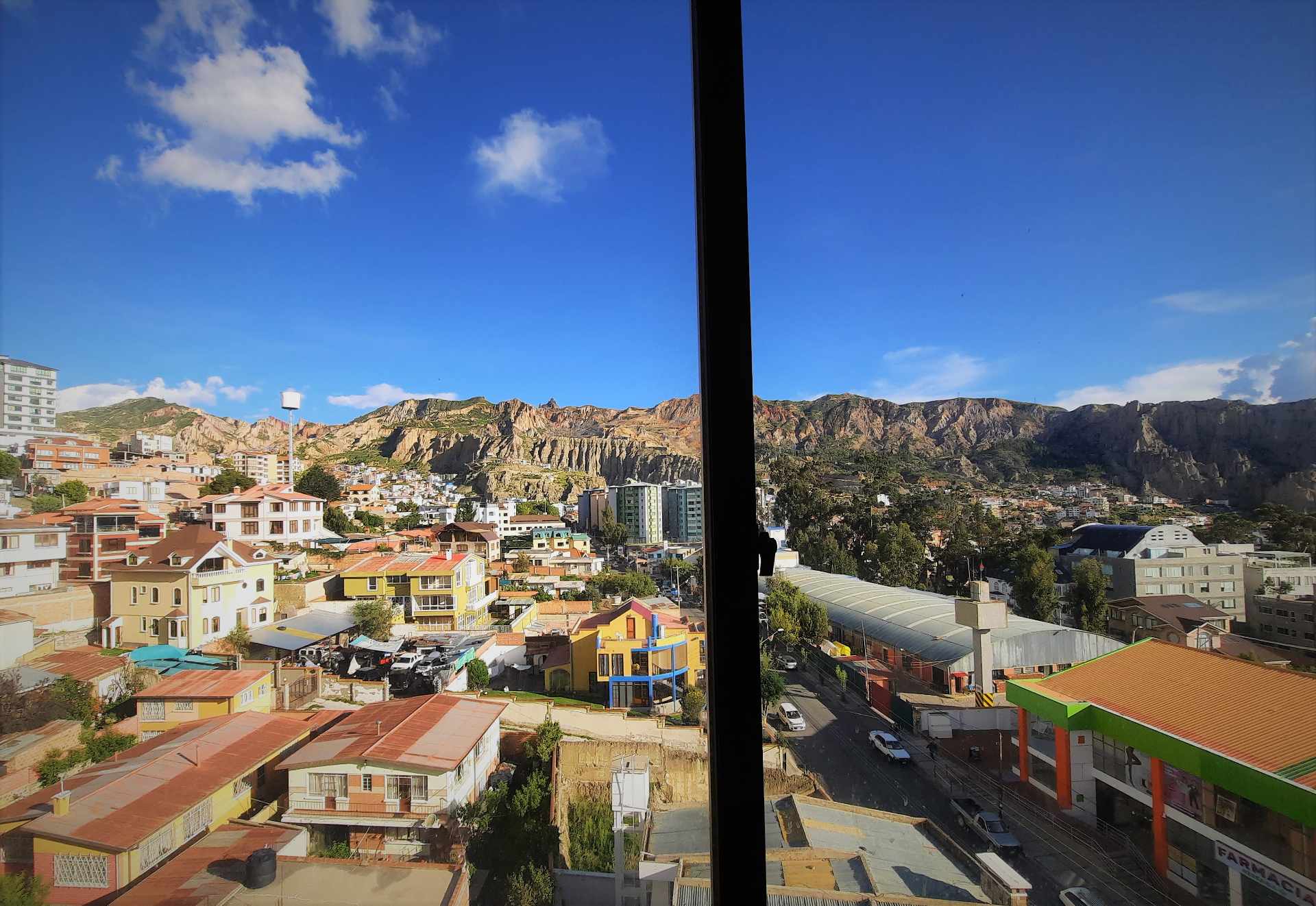 Departamento en Calacoto en La Paz 4 dormitorios 5 baños 2 parqueos Foto 6