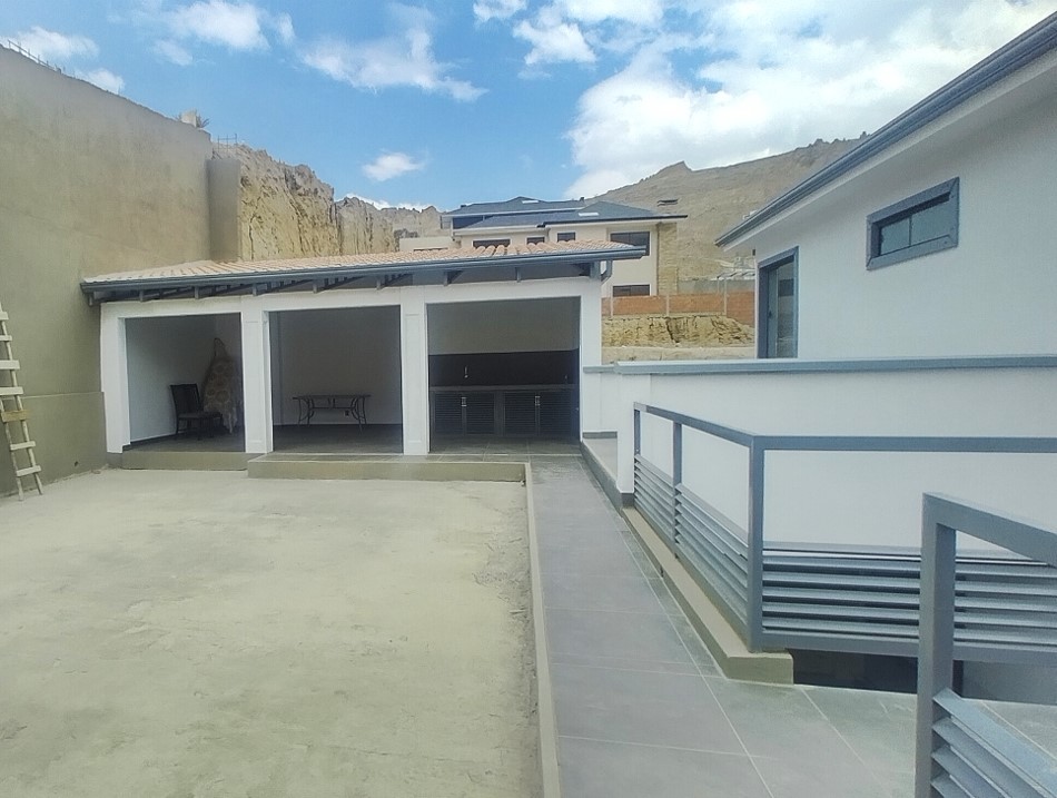 Casa en Venta🏡🌈😀 CASA EN VENTA “A ESTRENAR”, SEQUOIA, LA PAZ, BOLIVIA Foto 4