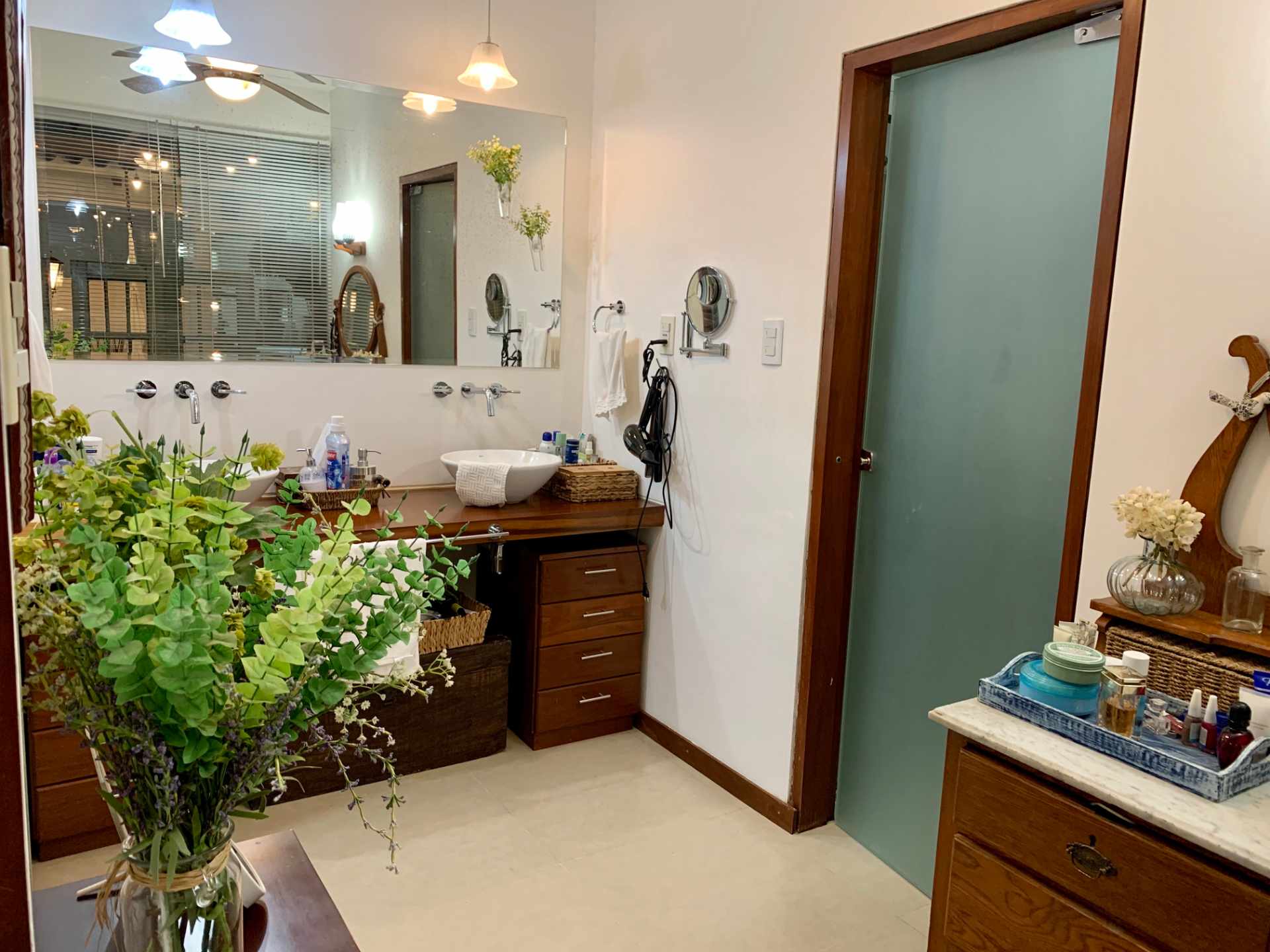 Casa en Las Palmas en Santa Cruz de la Sierra 3 dormitorios 4 baños 2 parqueos Foto 33