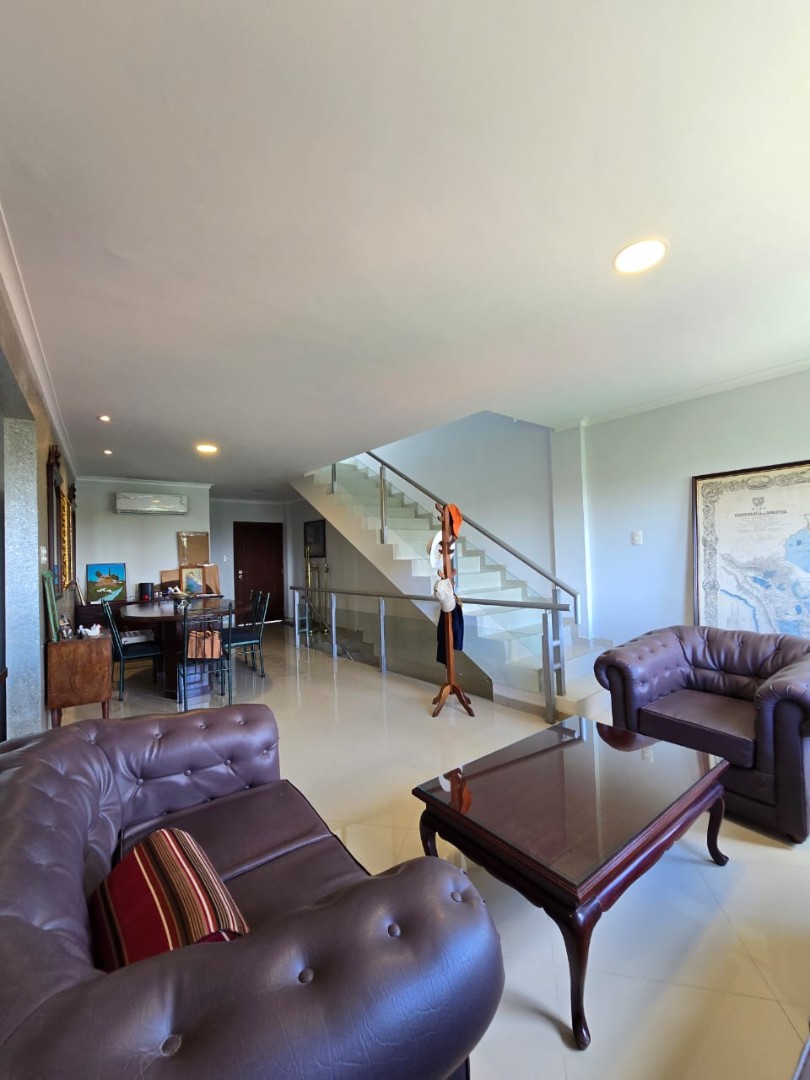 Departamento en AlquilerURUBO CONDOMINIO 360 DEPARTAMENTO TRIPLEX ALQUILER 4 dormitorios 4 baños 2 parqueos Foto 11