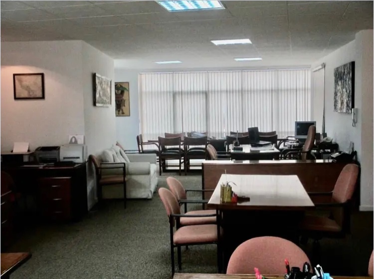 Oficina en San Miguel en La Paz 1 dormitorios 1 baños 1 parqueos Foto 3