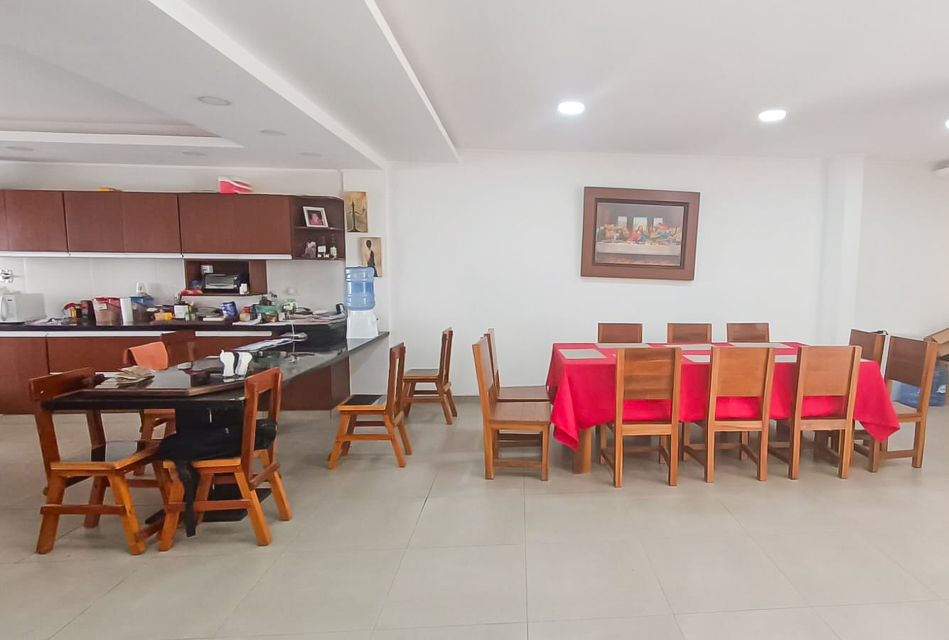 Casa en Venta<b>ZONA NORTE - CASA EN VENTA DE 3 DORMITORIOS, CONDOMINIO LOS MANGALES</b> 3 dormitorios 3 baños 2 parqueos Foto 4