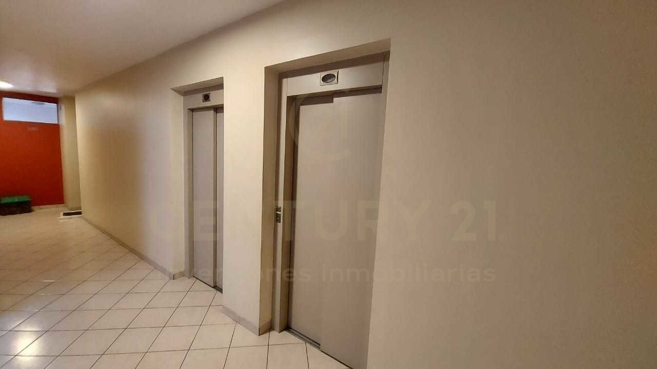 Departamento en Entre 4to y 5to anillo Norte en Santa Cruz de la Sierra 3 dormitorios 4 baños 1 parqueos Foto 3