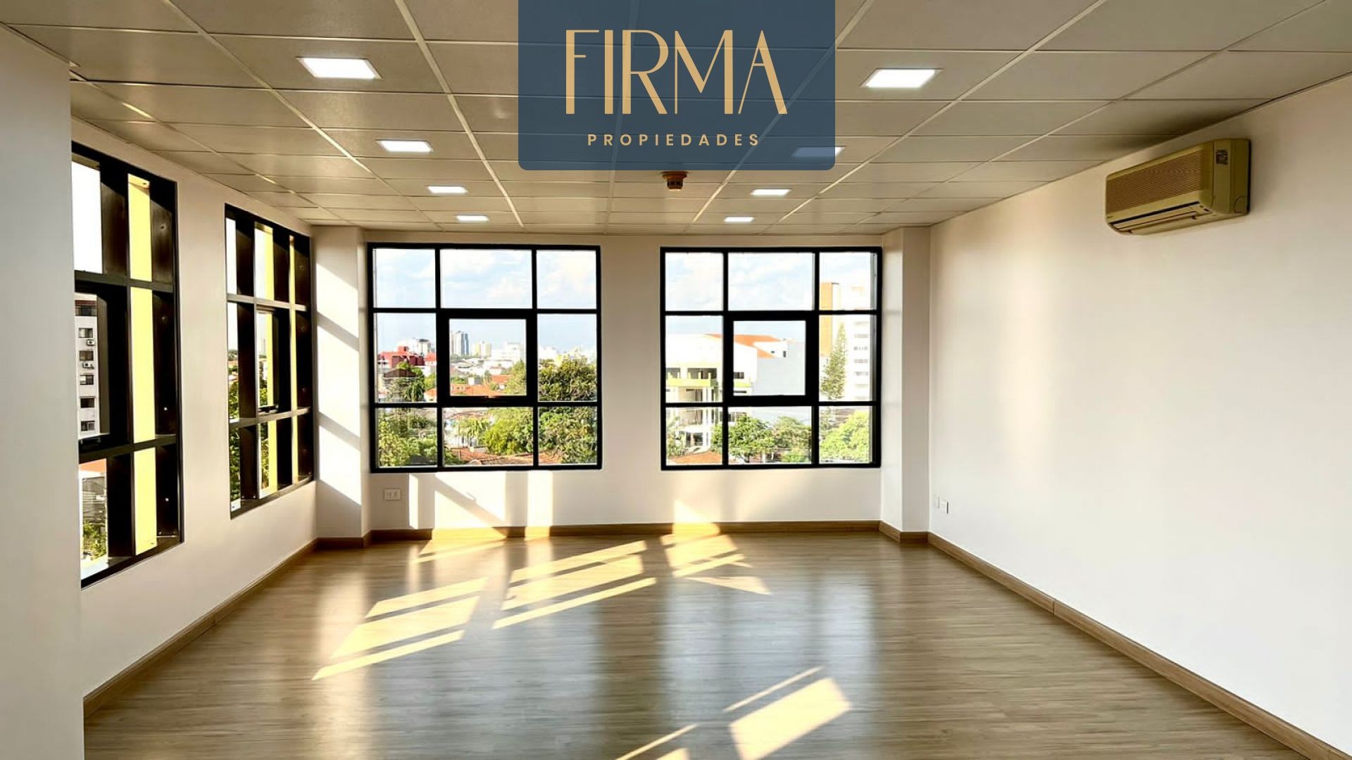 En Venta a $us 102,477 Foto 1