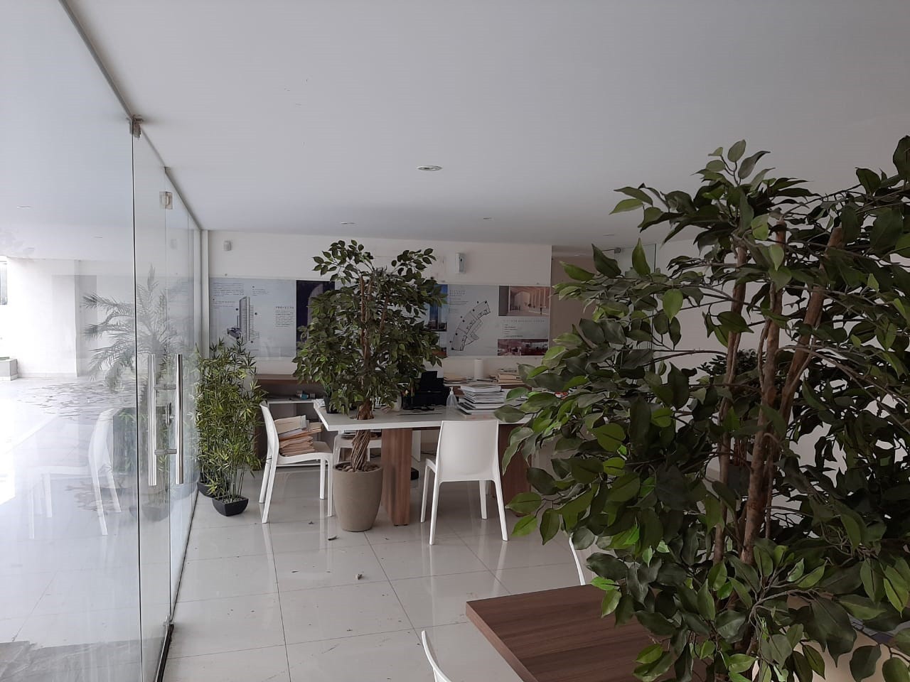 Local comercial en Venta4to anillo frente al Ventura Mall Foto 17