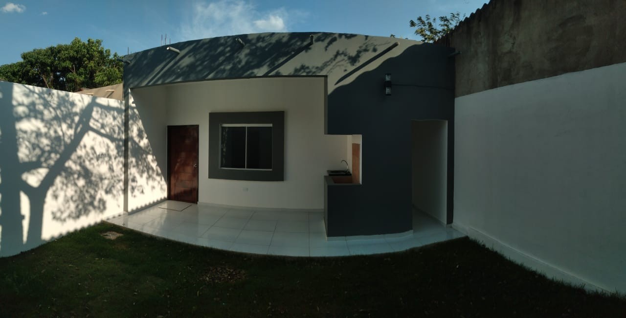 Casa en VentaBarrio 7 de julio a dos cuadras del colegio 7 de julio entre 8vo y 9no anillo zona del plan 3000 3 dormitorios 2 baños 2 parqueos Foto 5