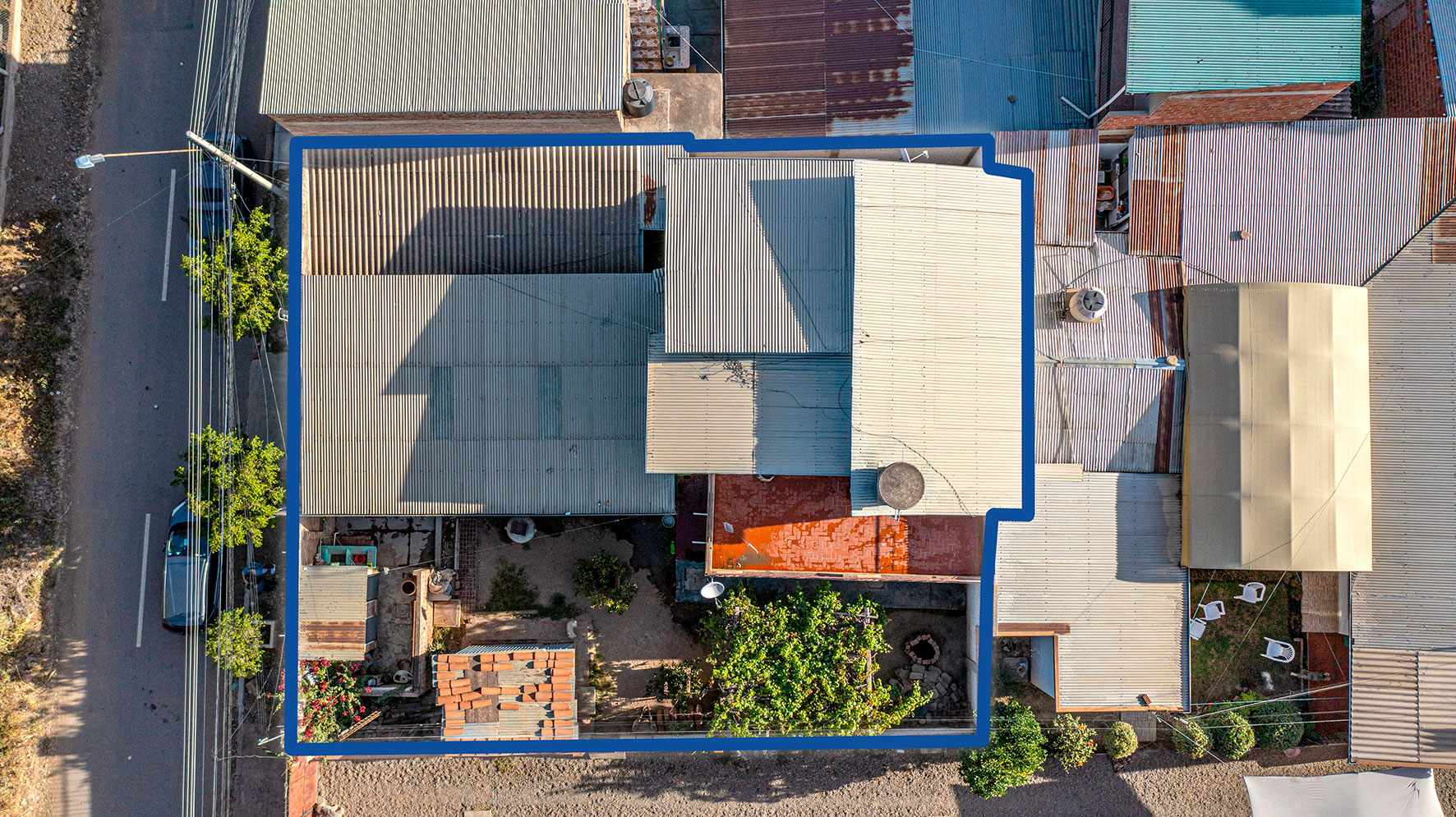 Casa en VentaCalle 20 de diciembre, Z. Valle Hermoso - Frente a la Facultad de Agronomía UMSS  3 dormitorios 2 baños 3 parqueos Foto 3