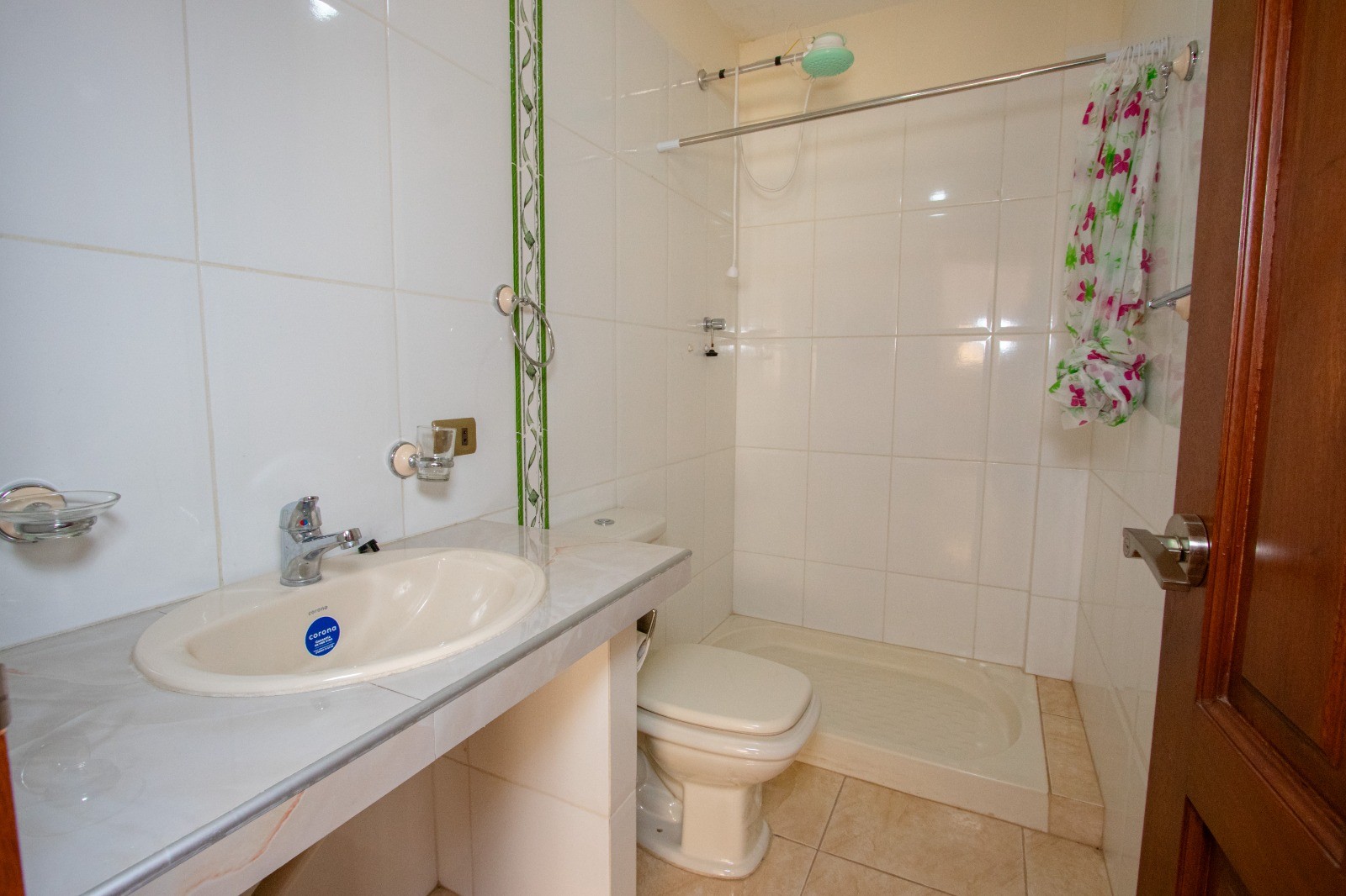 Casa en VentaAv. República - Y Av. 6 de agosto Sur 3 dormitorios 2 baños 2 parqueos Foto 8